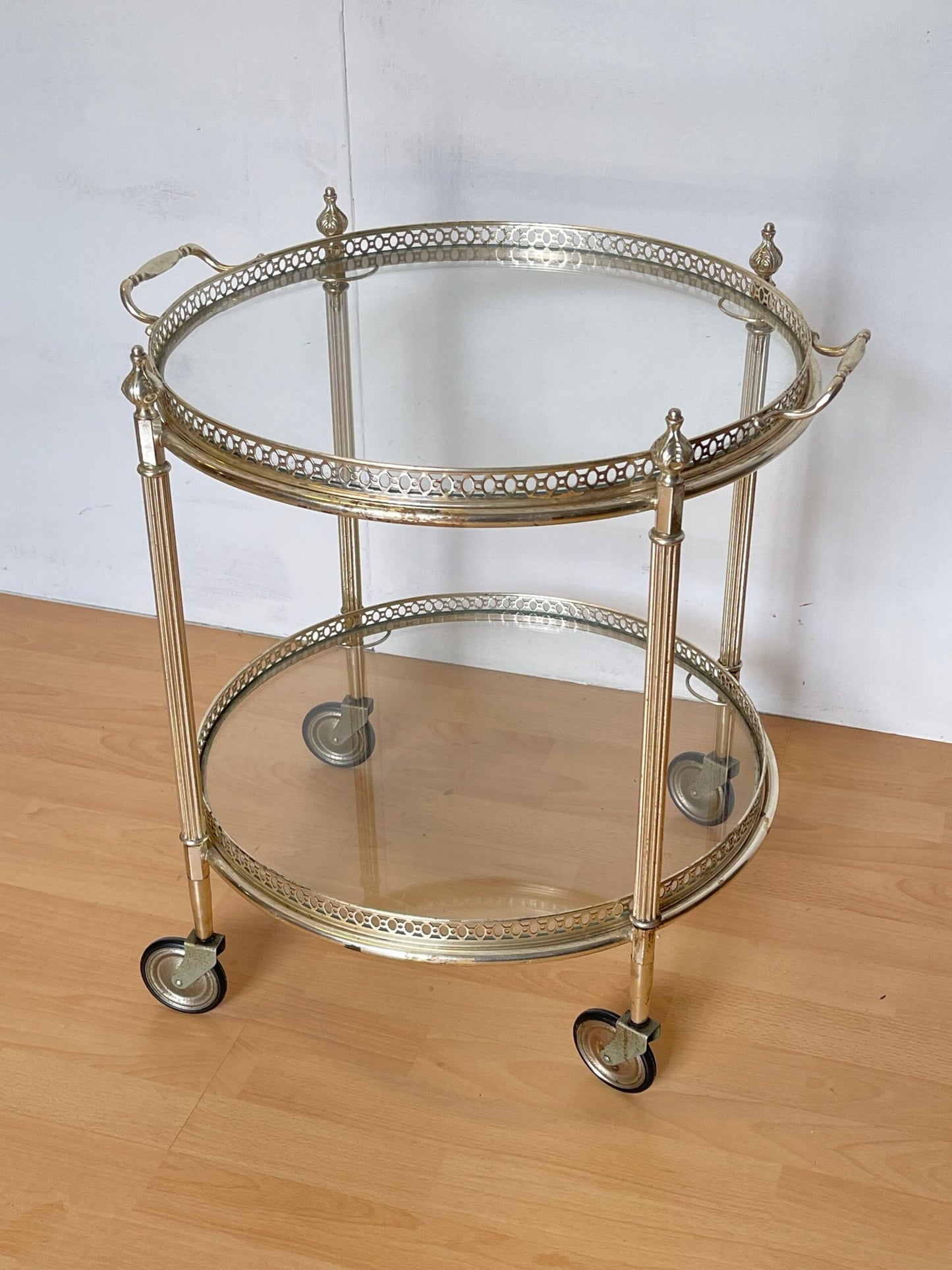 Carrello bar italiano in metallo argentato e vetro degli anni 90