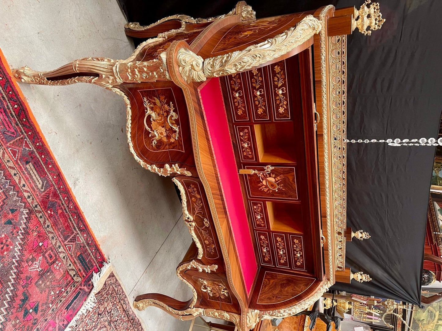 Bureau à cylindre in stile Luigi XV