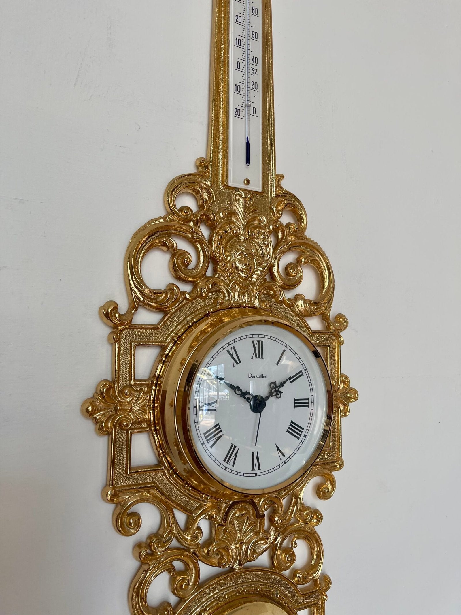 Stazione meteo decorativa con orologio