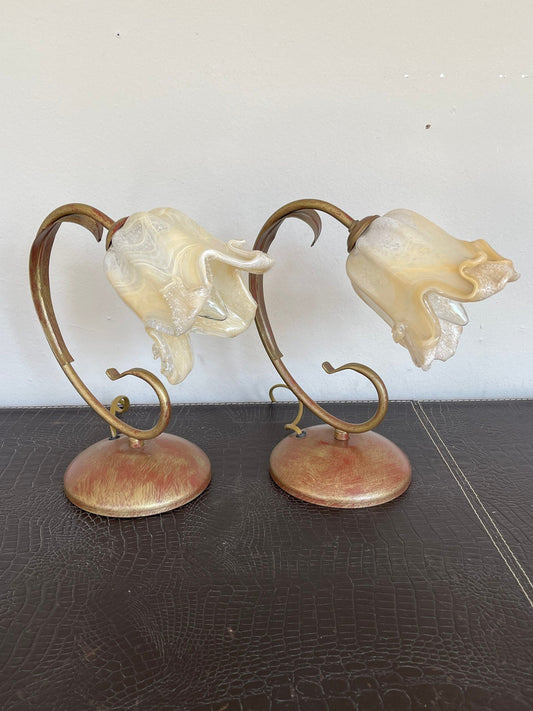 Coppia di lampade vintage in Vetro Opalescente e Metallo Dorato