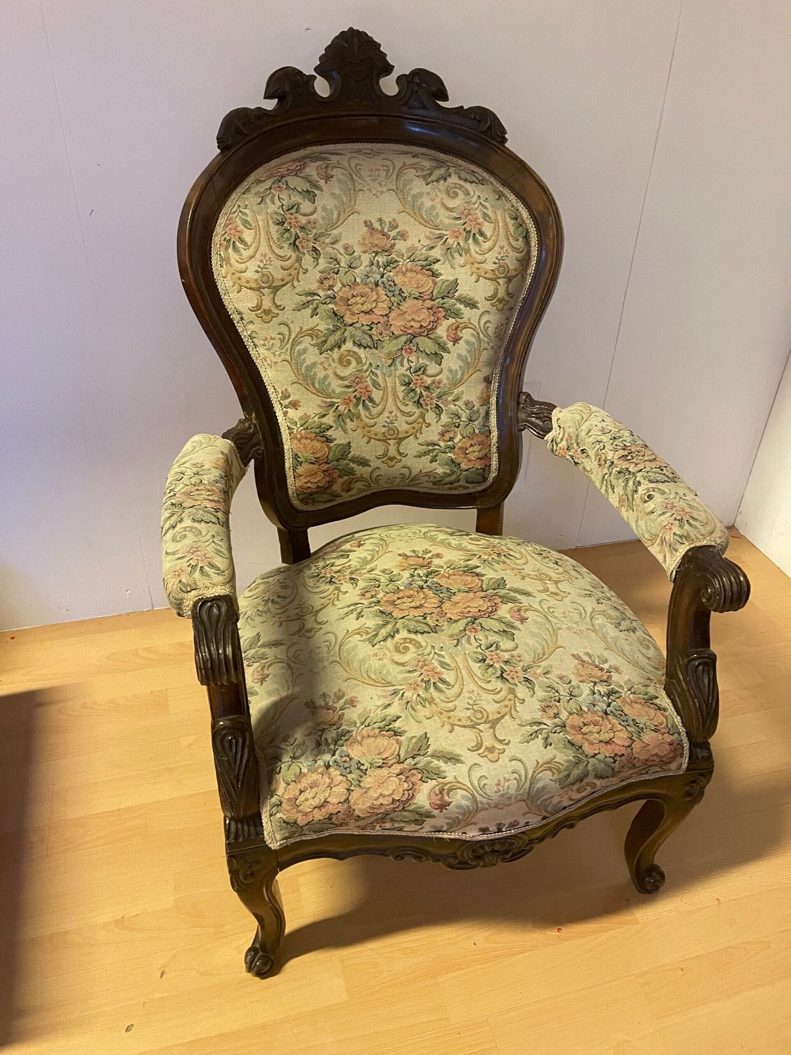 Poltrona Antica in Stile Barocchetto