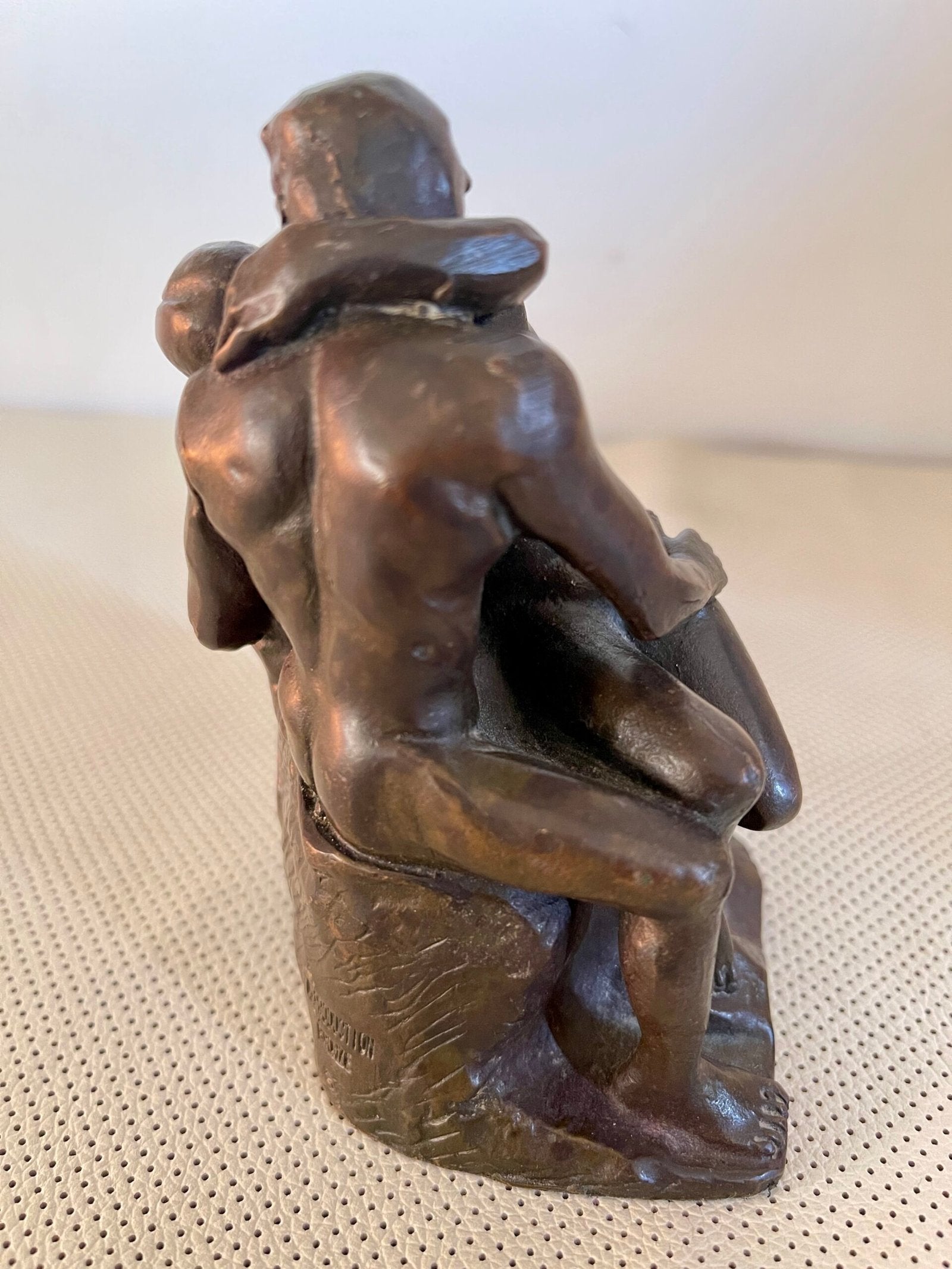 Scultura in bronzo "Il Bacio" – ispirata a Rodin