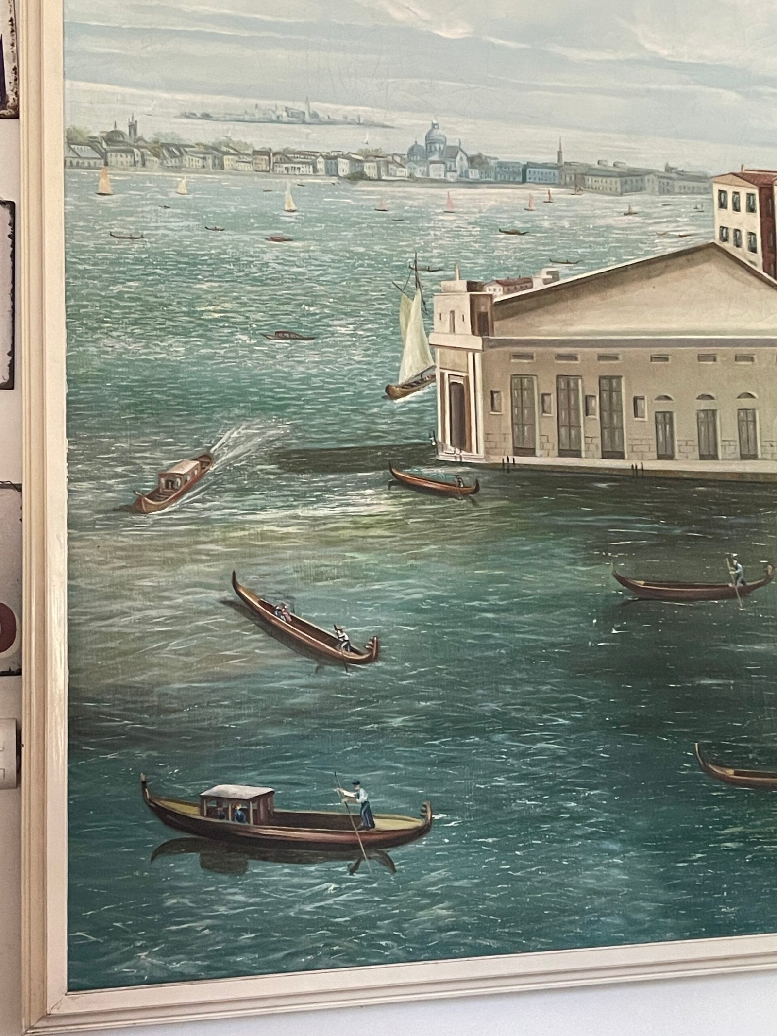 "Veduta di Venezia: La Grande Chiesa e le Gondole"