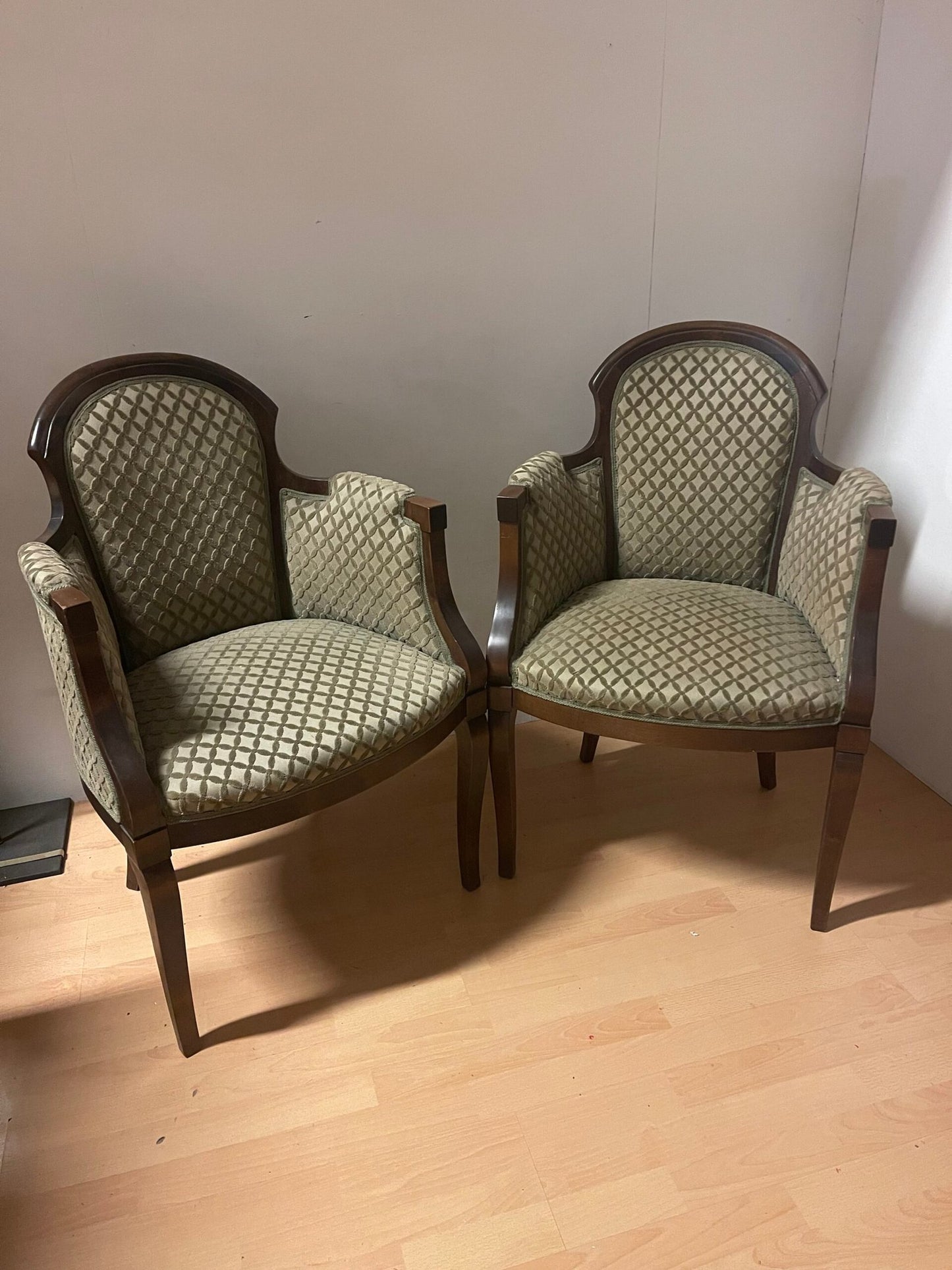 Coppia di poltroncine eleganti in stile classico Luigi Filippo