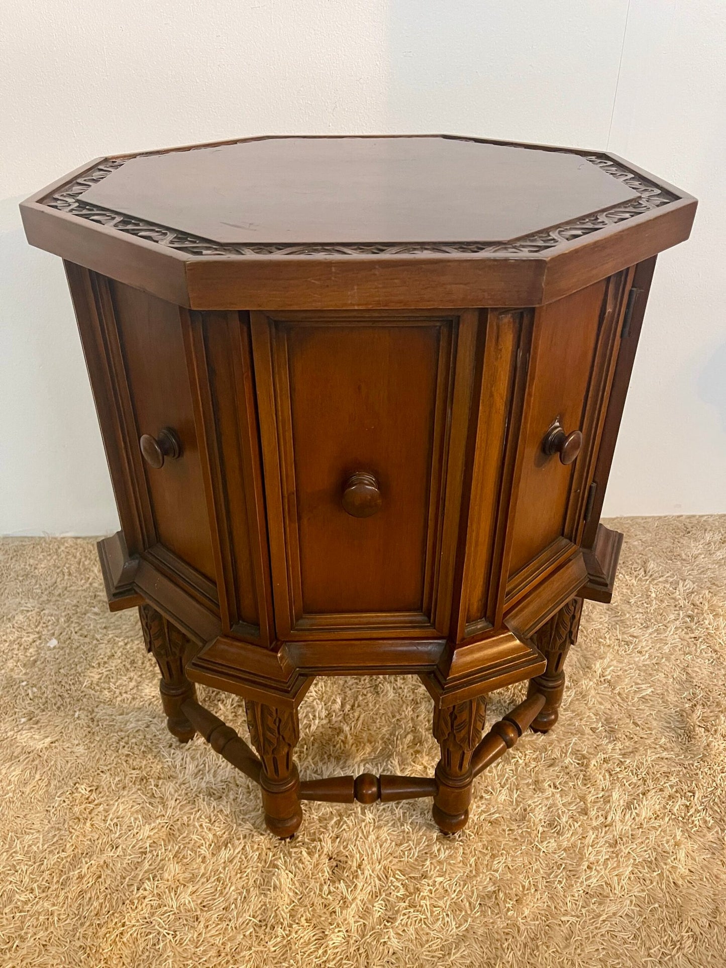 Tavolino Esagonale Vintage in Legno Massello con Antina Apribile