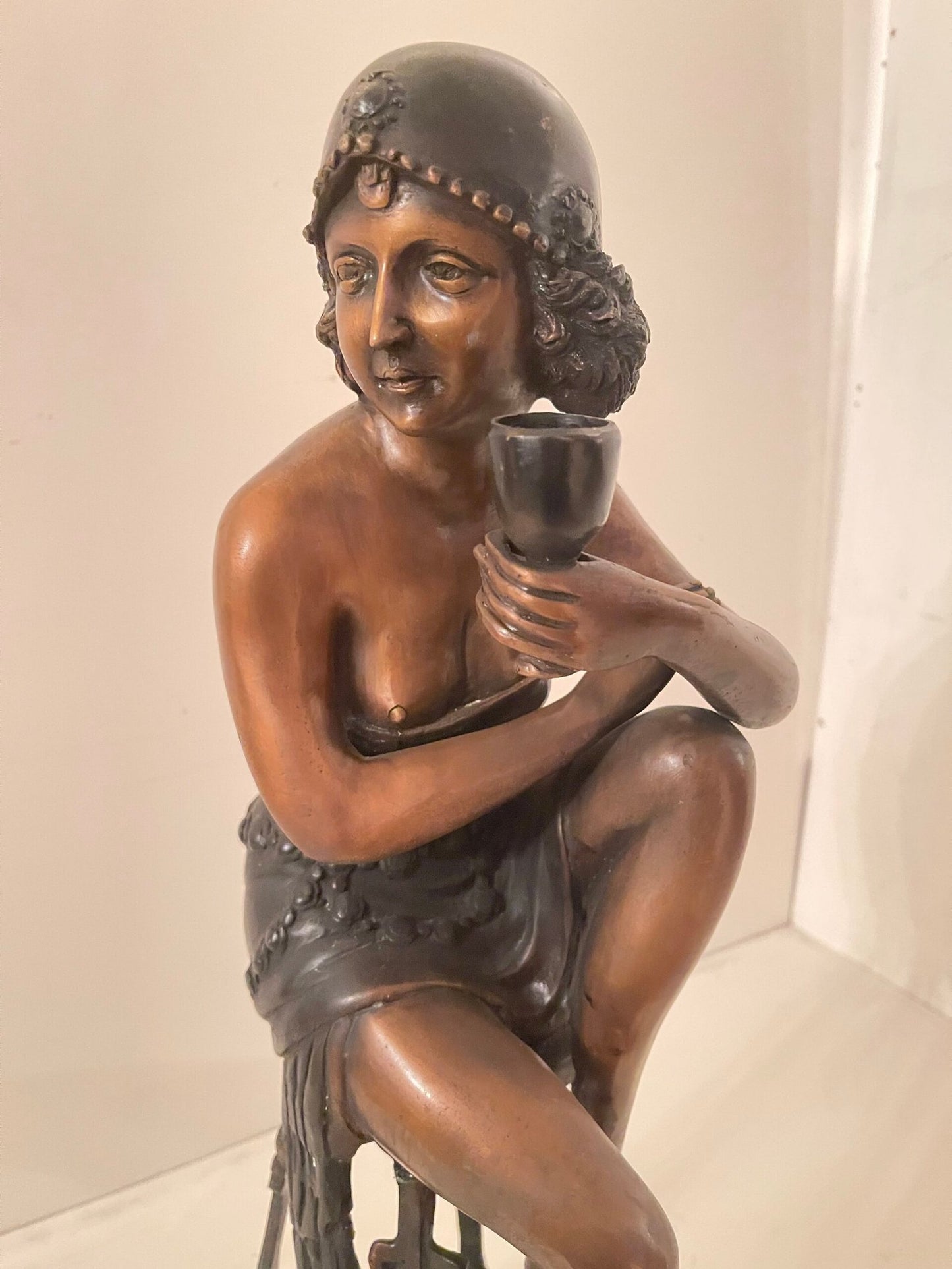 «La Coppa del Piacere», Scultura in stile Art Déco