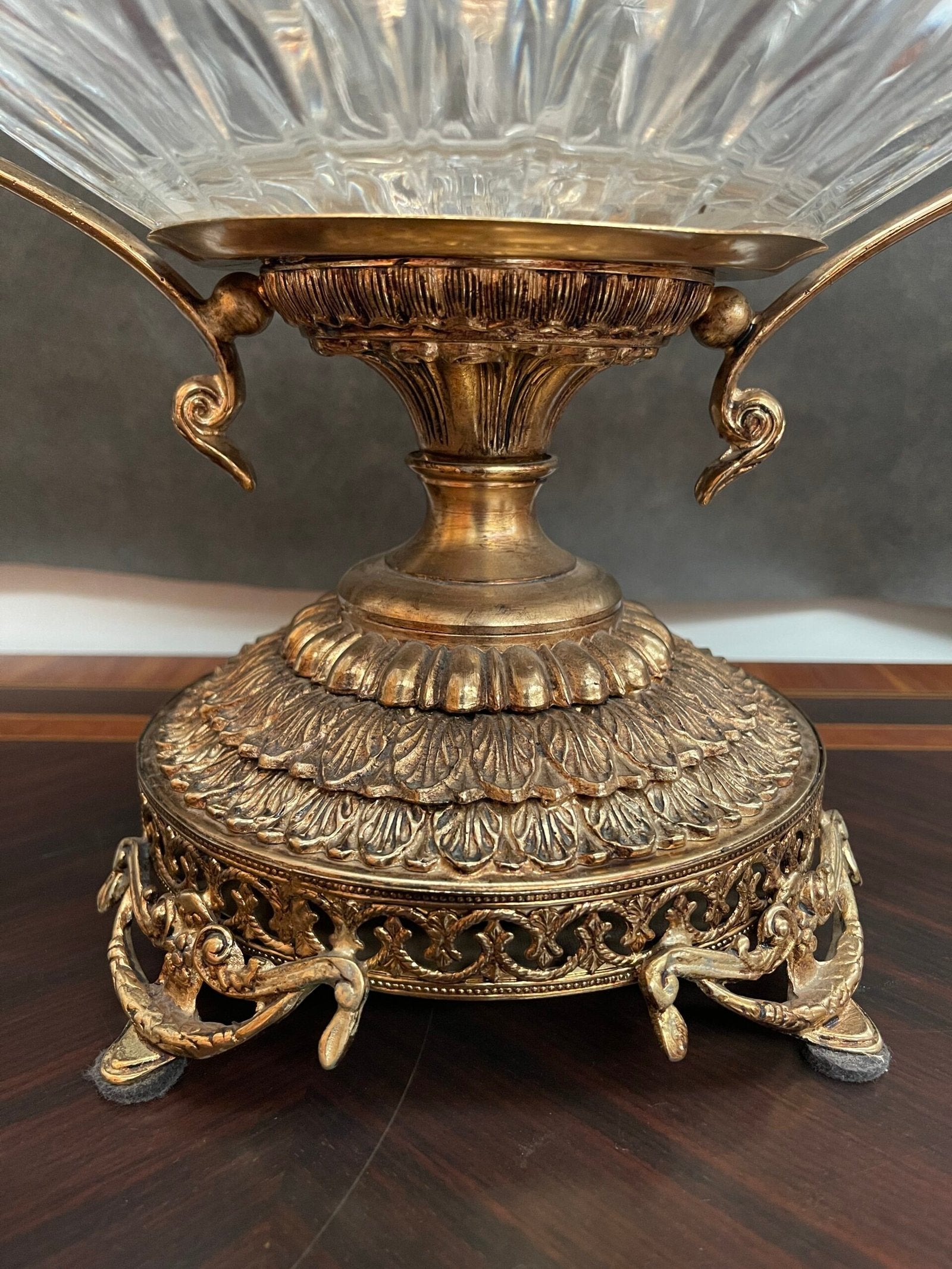 Centrotavola in Cristallo e Bronzo Dorato Stile Luigi XVI