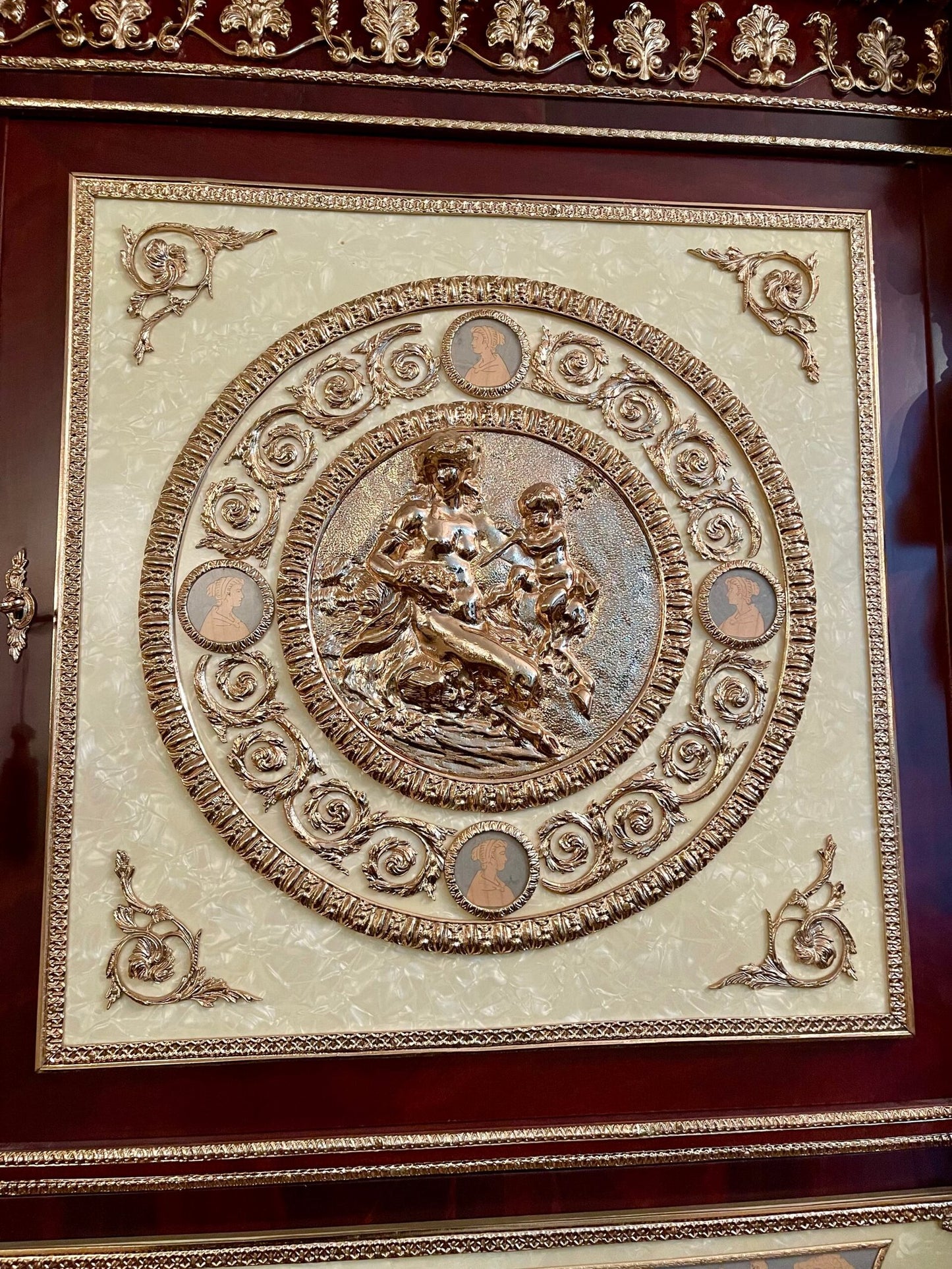 Cabinetto da Monetieri Maria Antonietta – Eleganza e Raffinatezza del XX Secolo