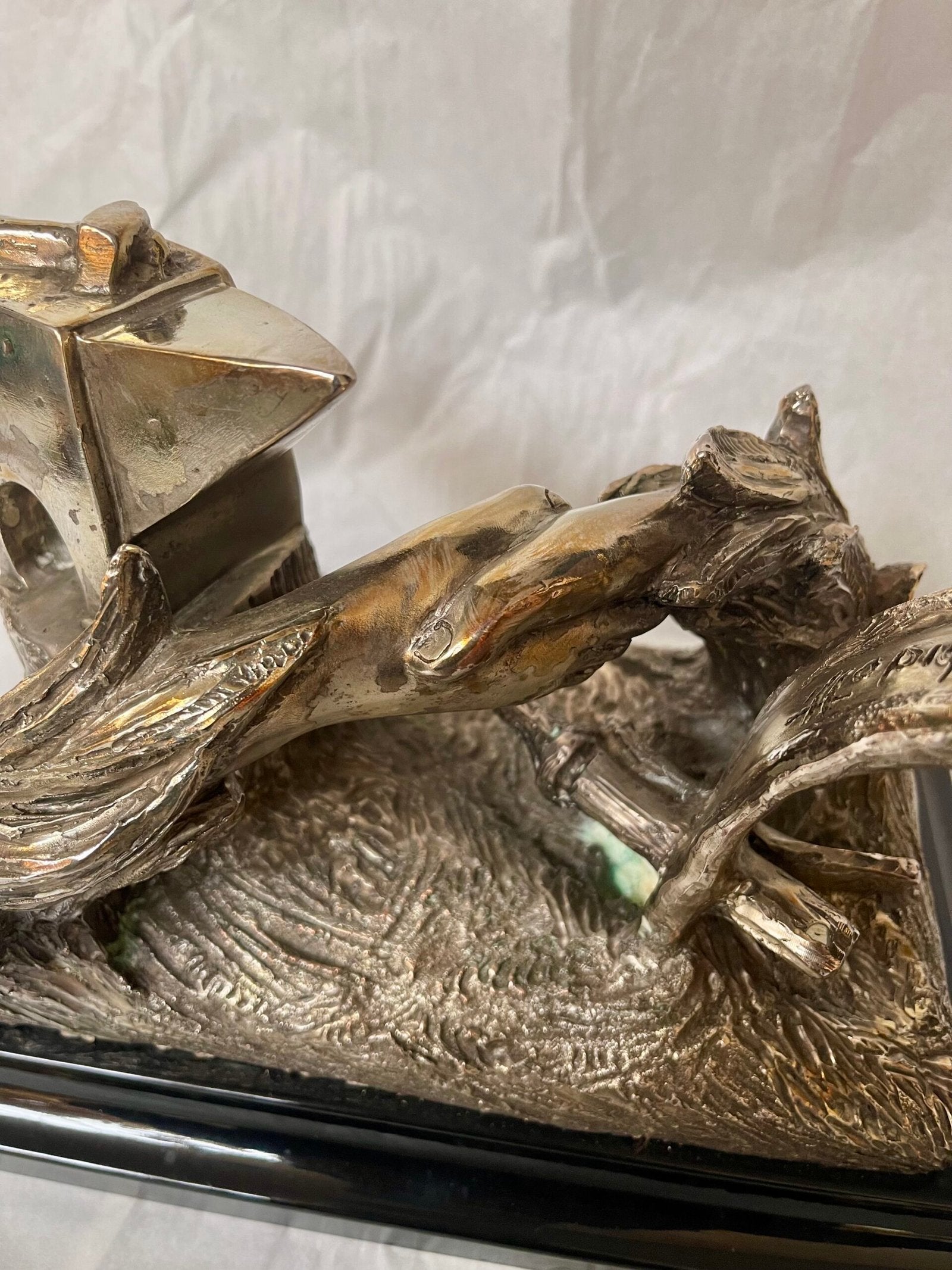 Scultura in Bronzo su Base in Marmo – “La Stretta di Mano” di G. Ruggeri