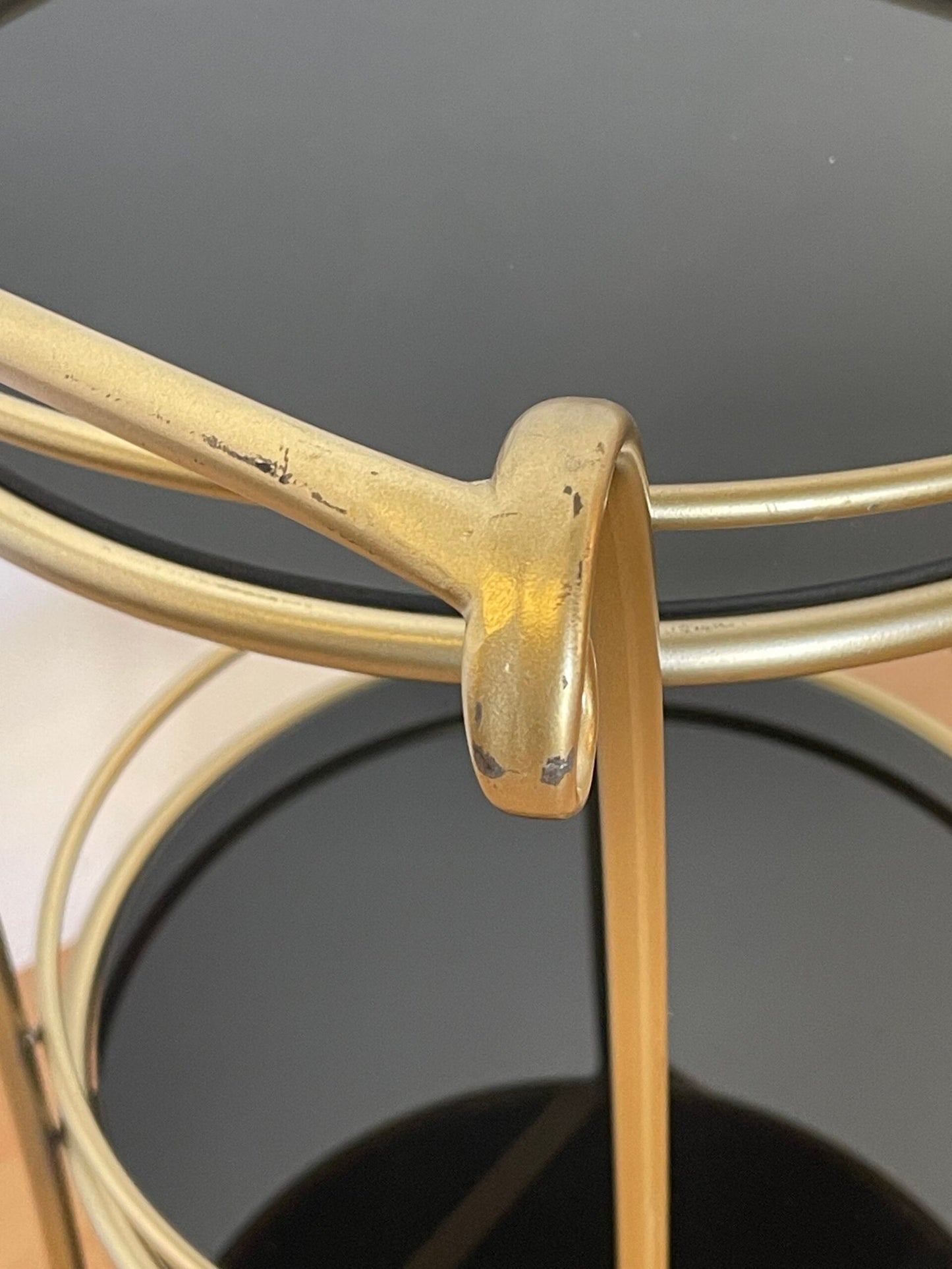 Carrello portavivande vintage in ottone e vetro nero