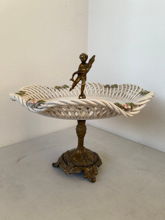 Centrotavola Vintage in Metallo Dorato con Base in Rete Intrecciata e Figurina in Bronzo – Elegante e Raffinato