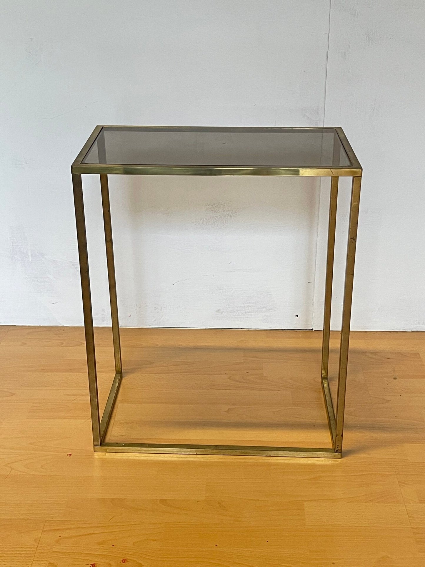 Tavolino Moderno in Vetro e ottone Dorato Design Modern Glam