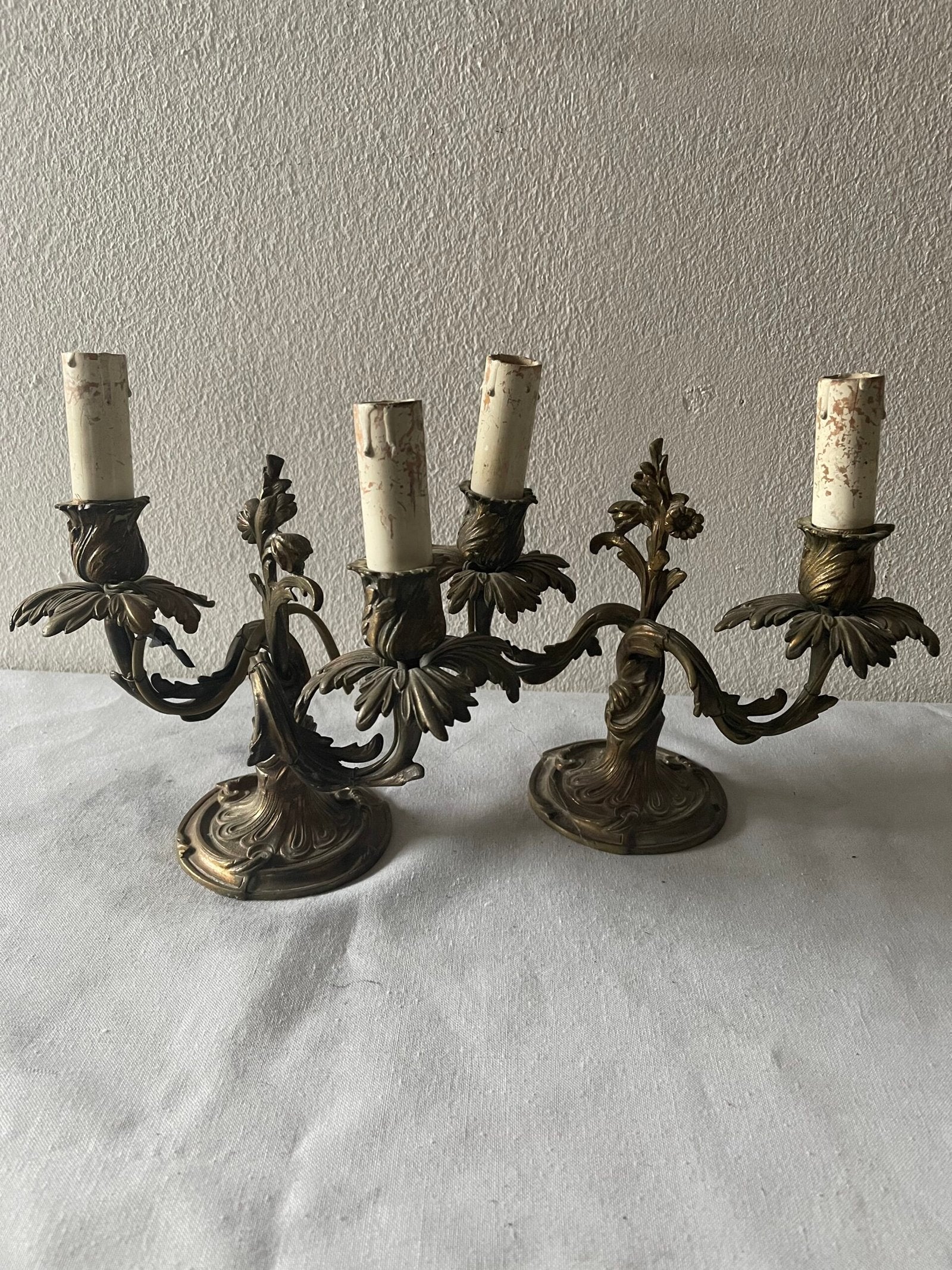 Coppia di Candelabri "Fogliami Barocchi"