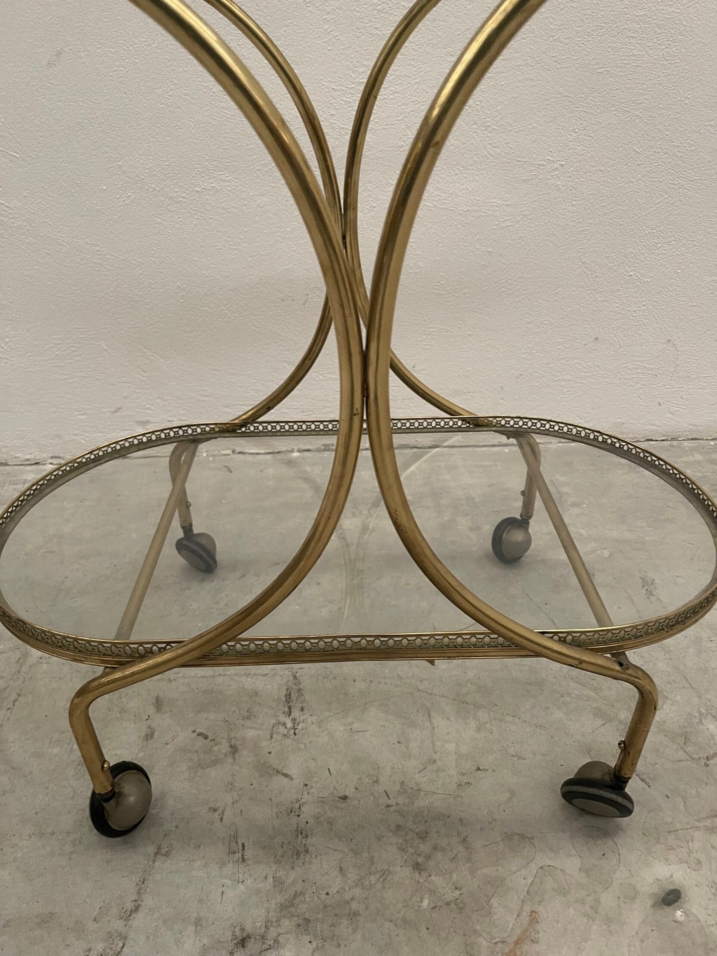 Carrello bar in ottone stile hollywood regency anni '60