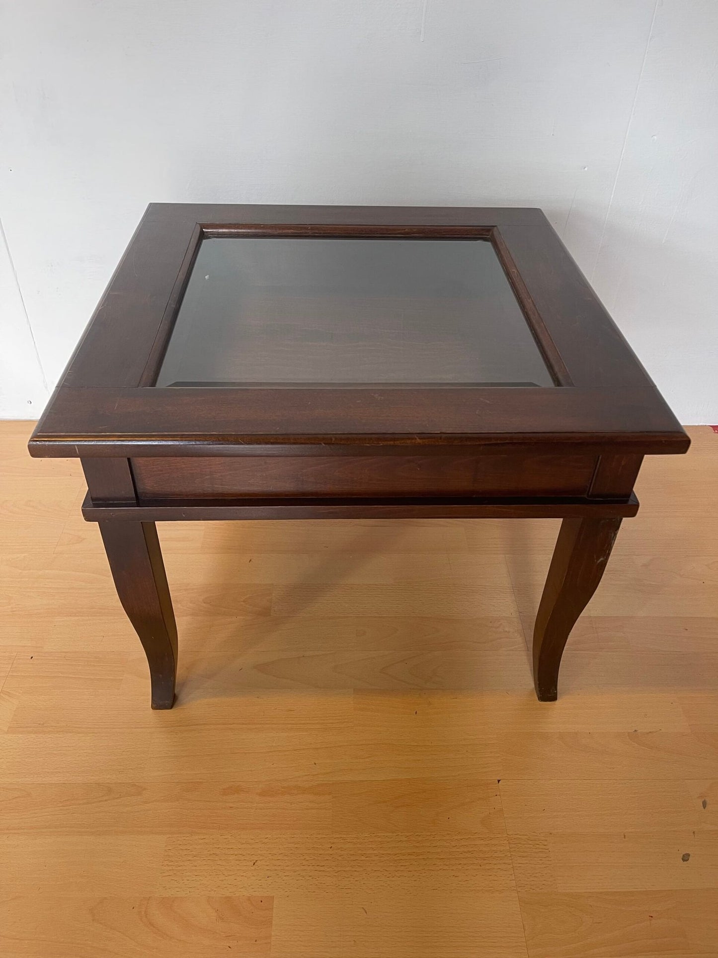 Tavolo in legno apribile