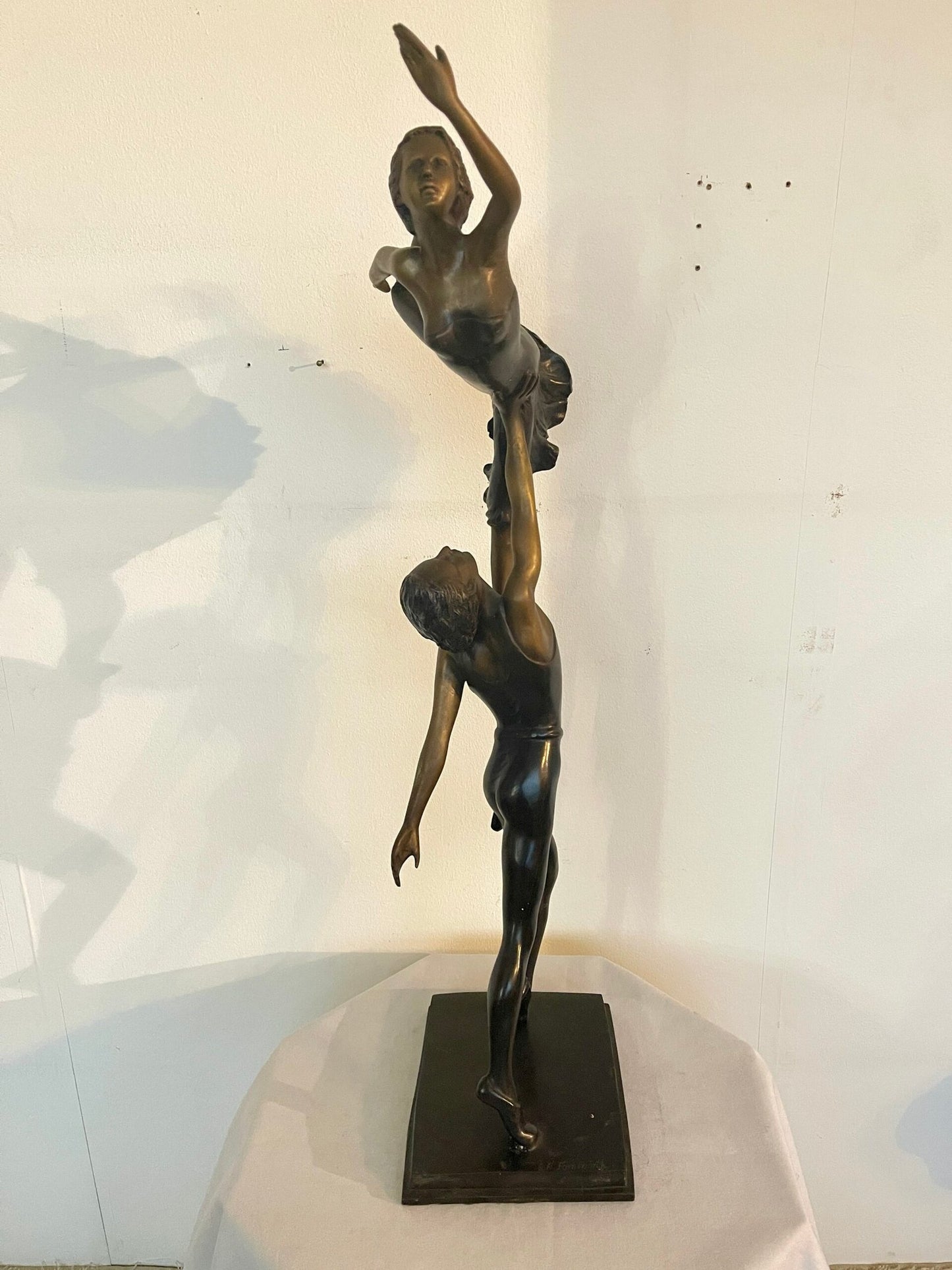 Scultura in Bronzo – Coppia di Ballerini in Movimento