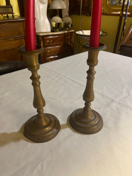 Sgabello Rustico "Sella Mediterranea" in Legno e Cuoio con Ferramenta