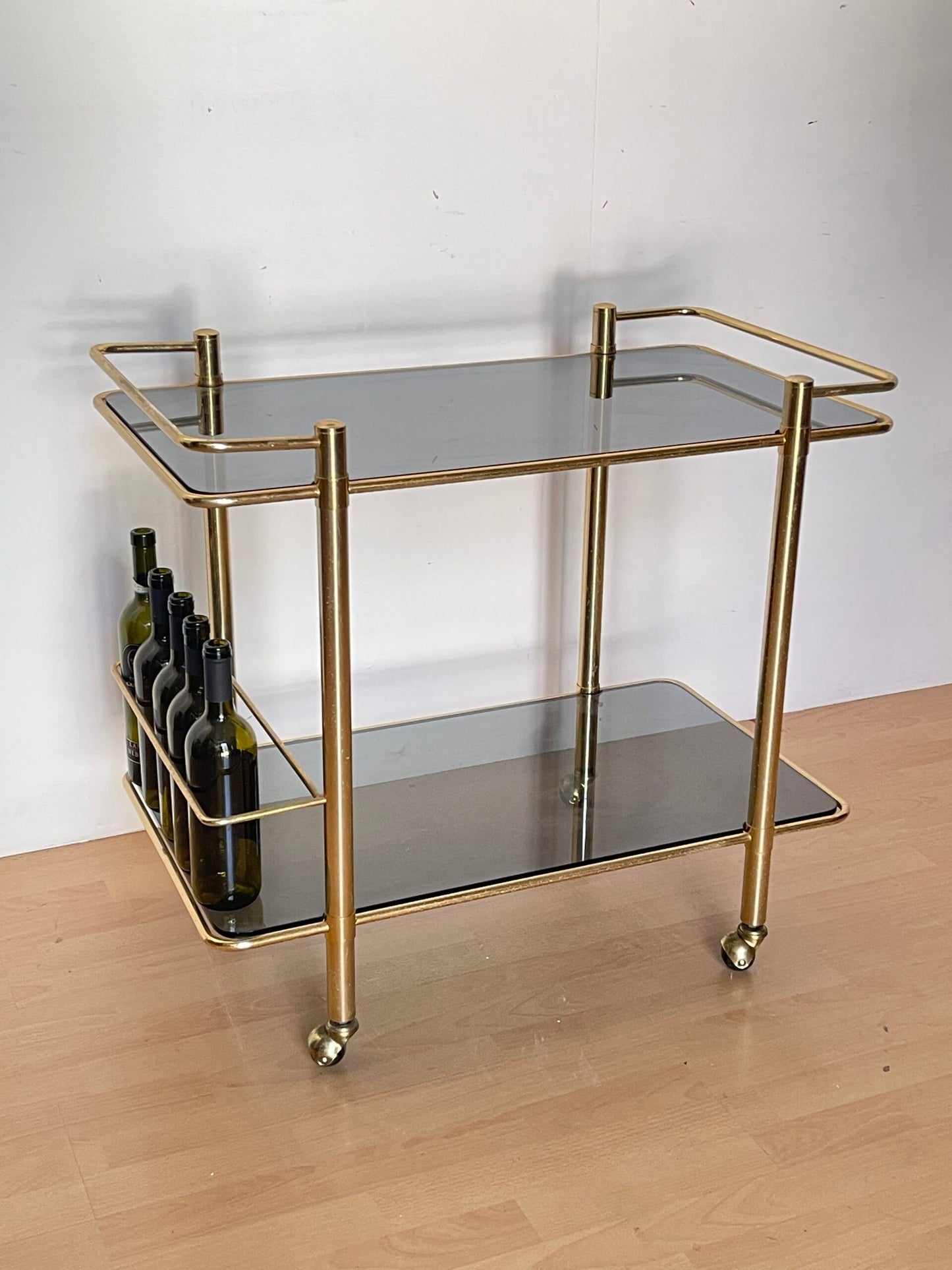 Carrello Bar vintage in Ottone e Vetro Fumé «Golden Lounge»