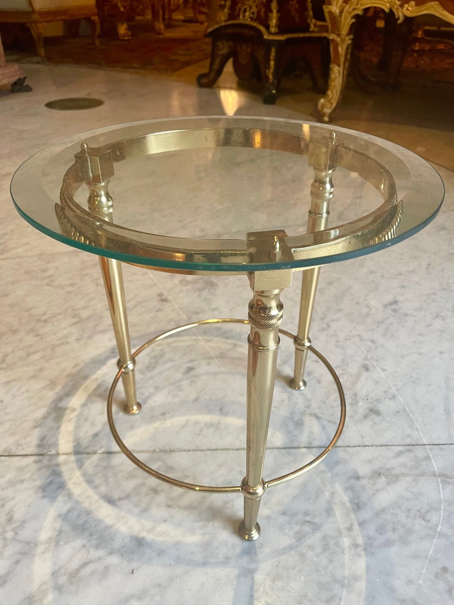 Elegante Tavolino in Ottone e Vetro Stile Hollywood Regency