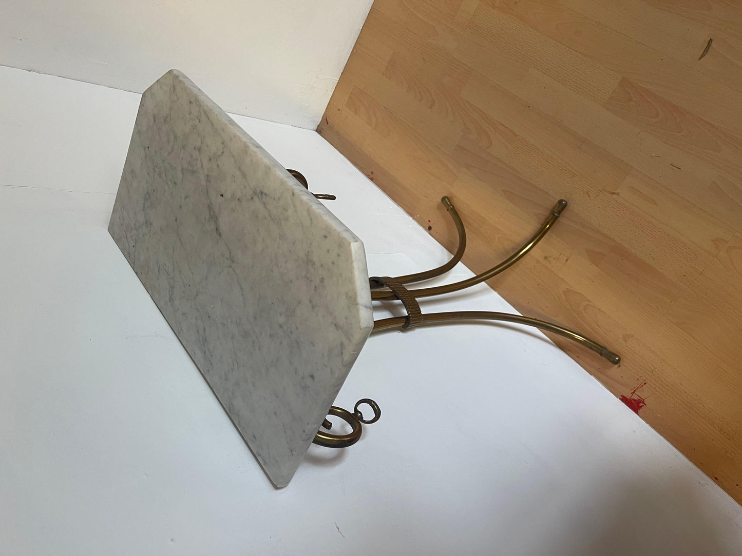 Consolle da parete con base in marmo bianco stile art déco italia anni '80