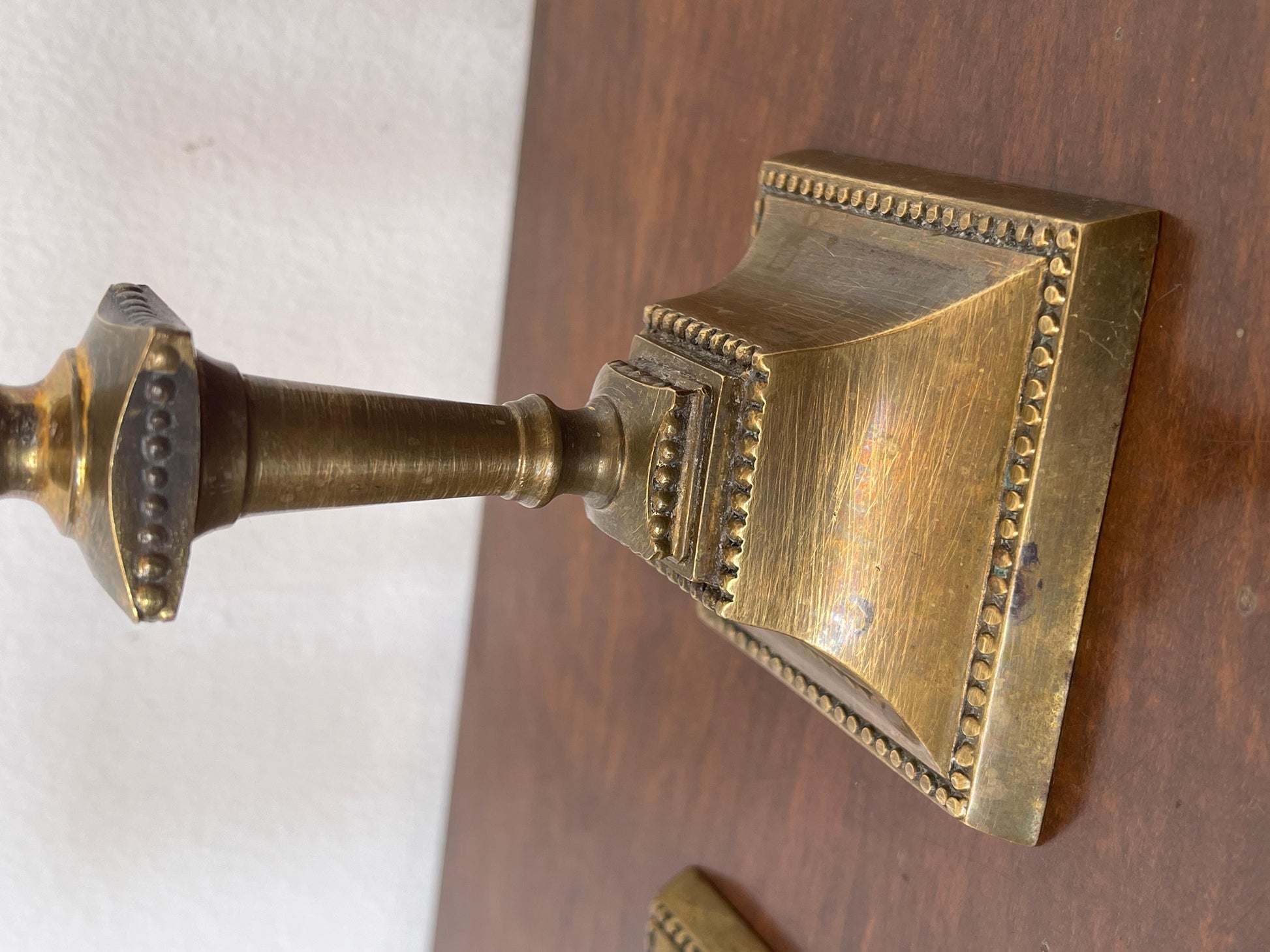 Coppia di candelieri quadrati in bronzo secolo XIX Italian