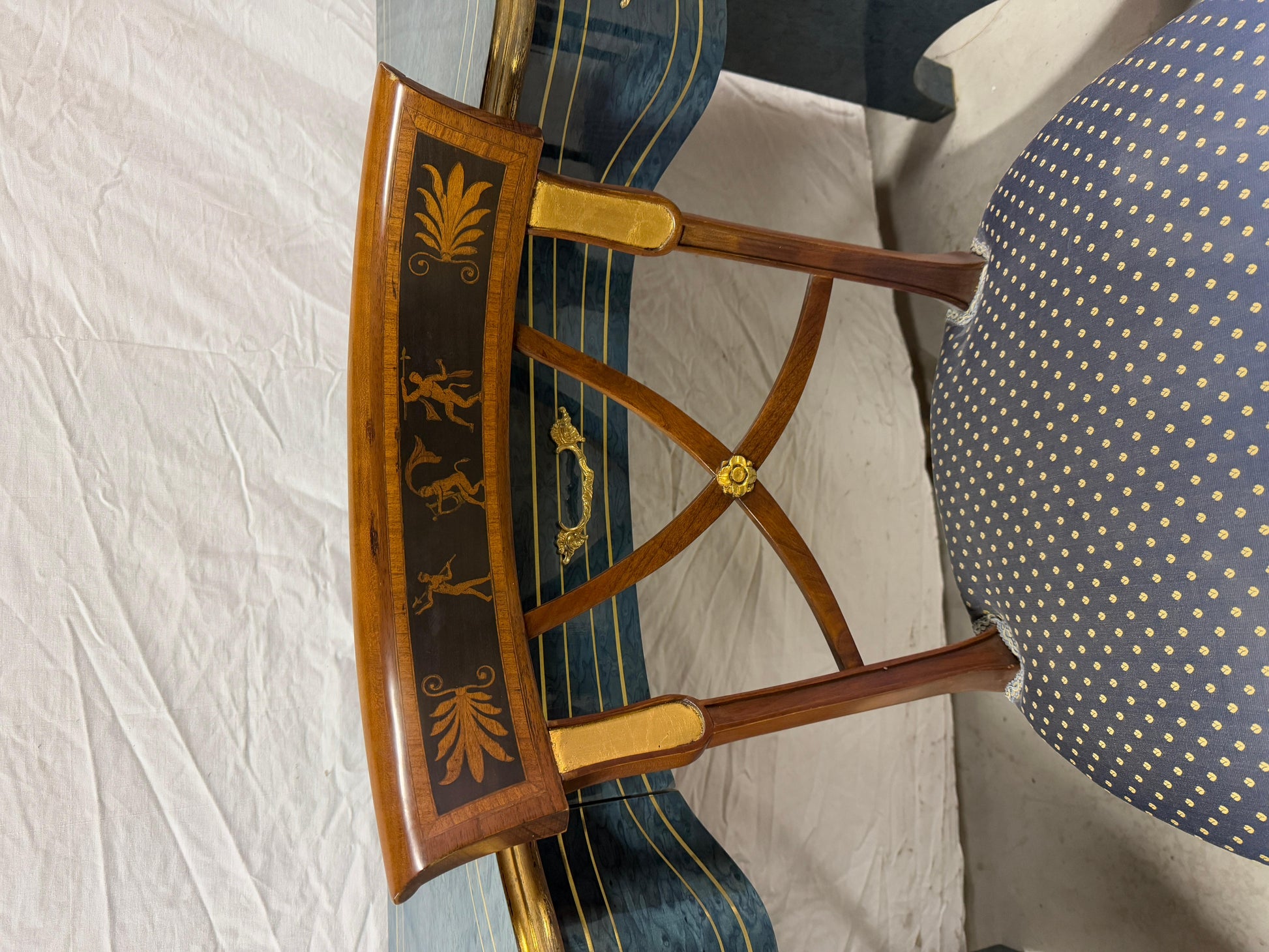 Console, scrivania con sedia in classico stile italiano anni '90