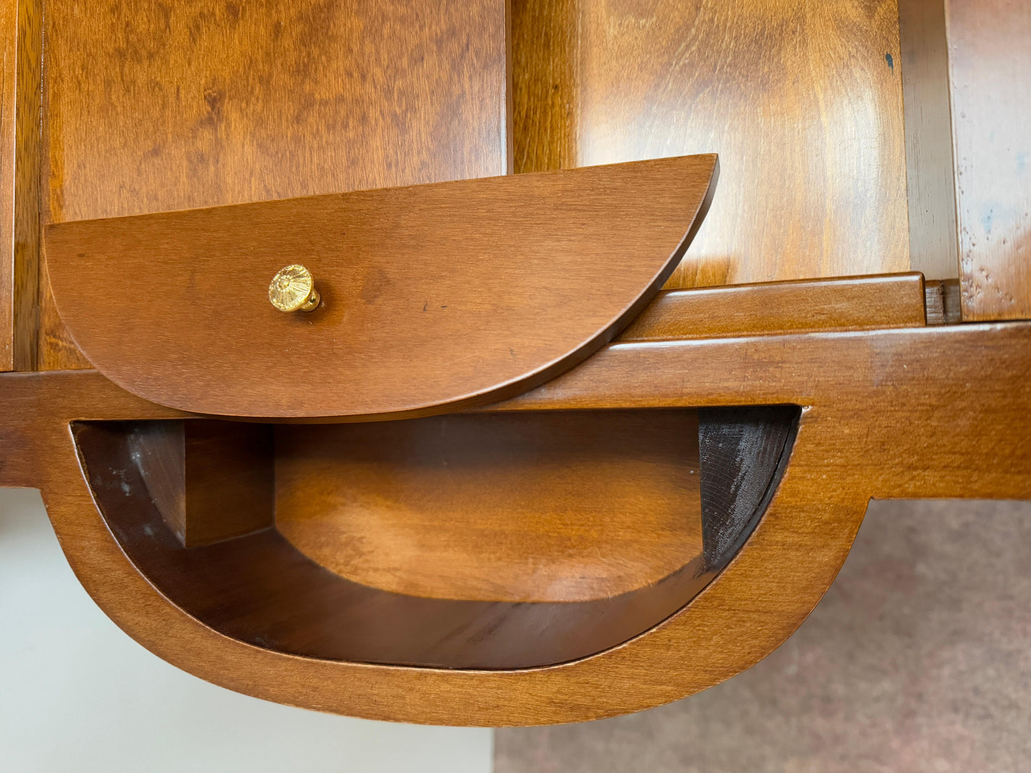 Tavolino intarsiato italiano vintage anni '90