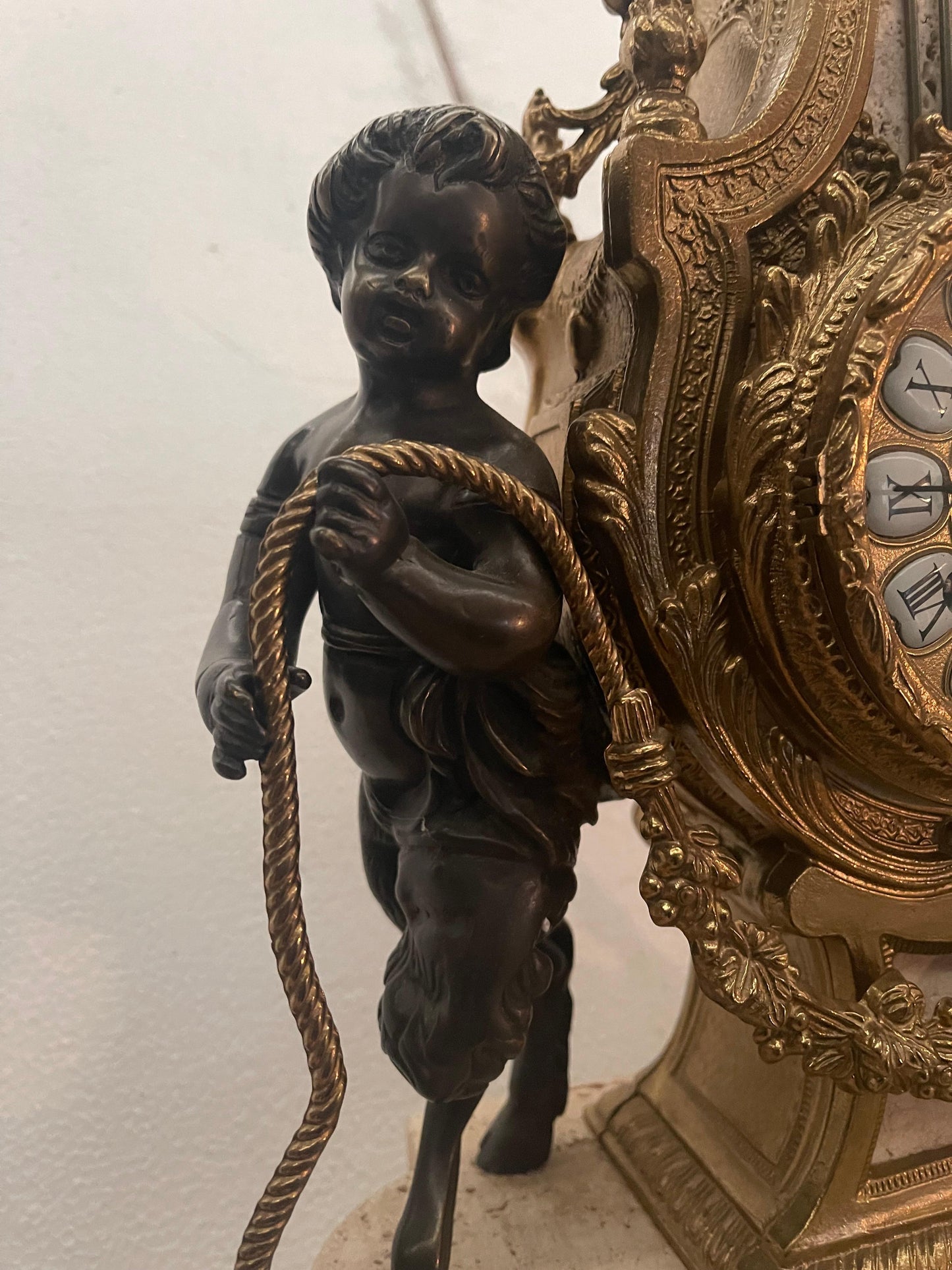 Spettacolare Set orologio in bronzo con montatura in marmol