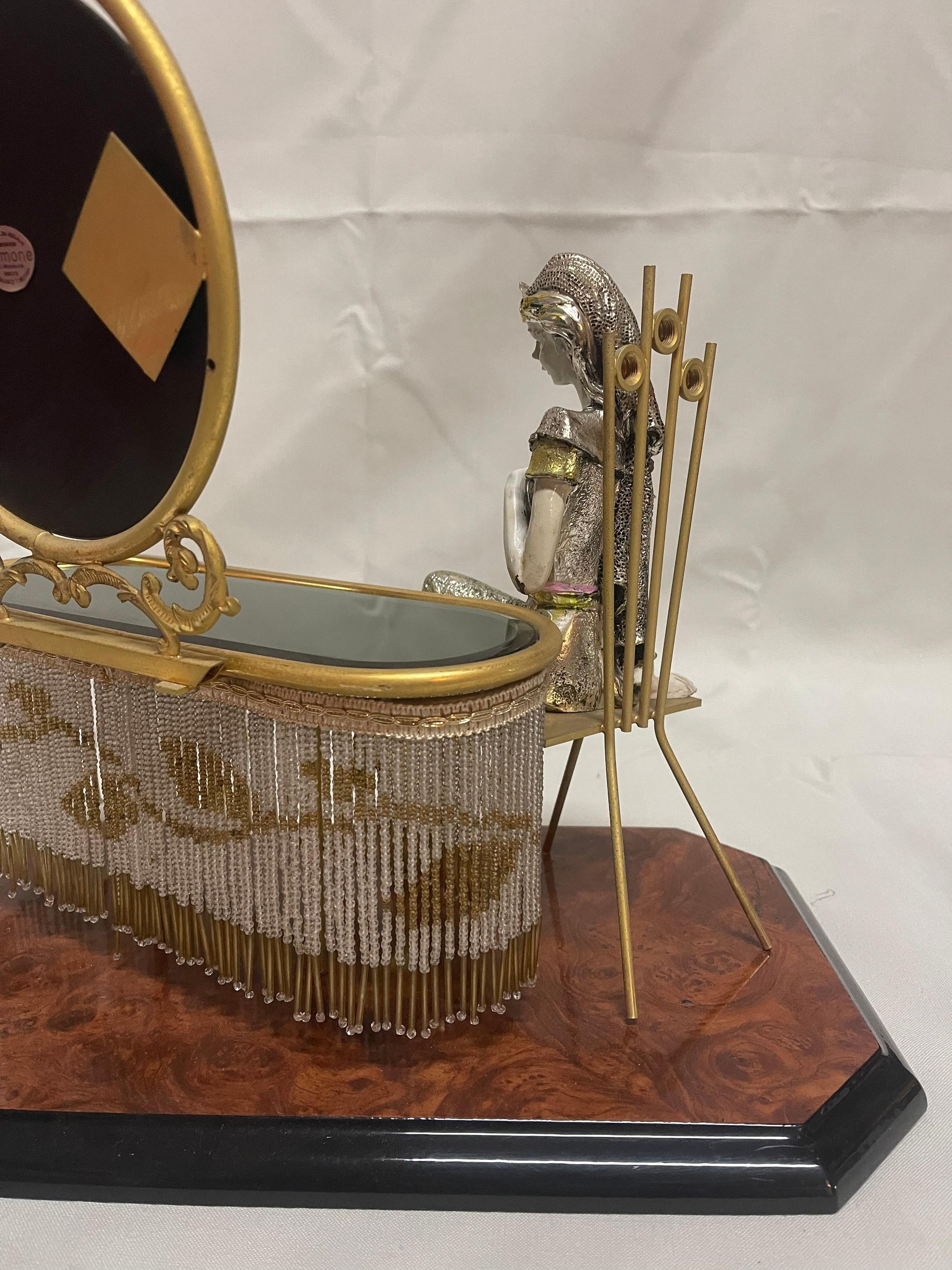 Bellisimo Oggetti vintage donna con specchi