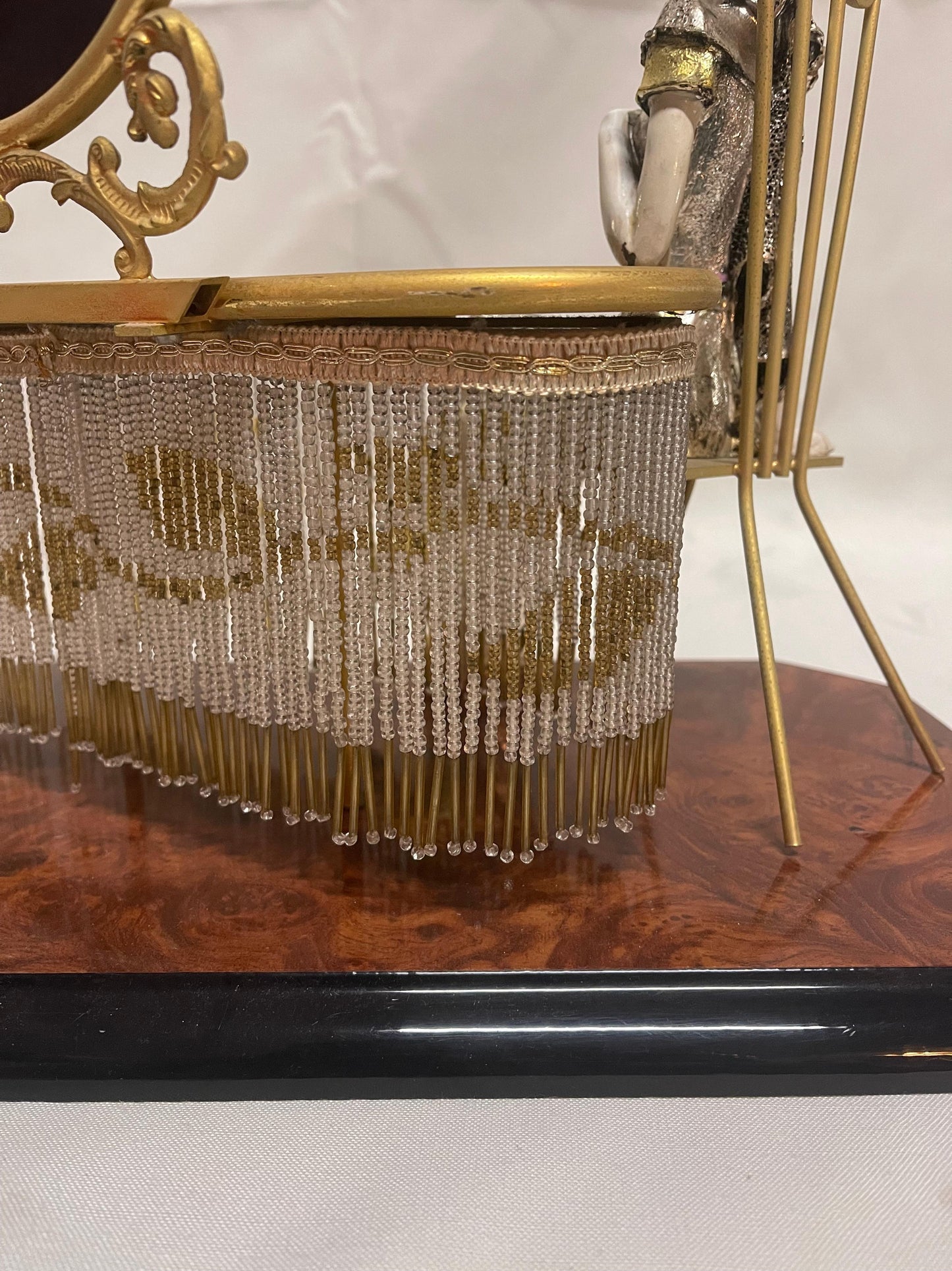 Bellisimo Oggetti vintage donna con specchi