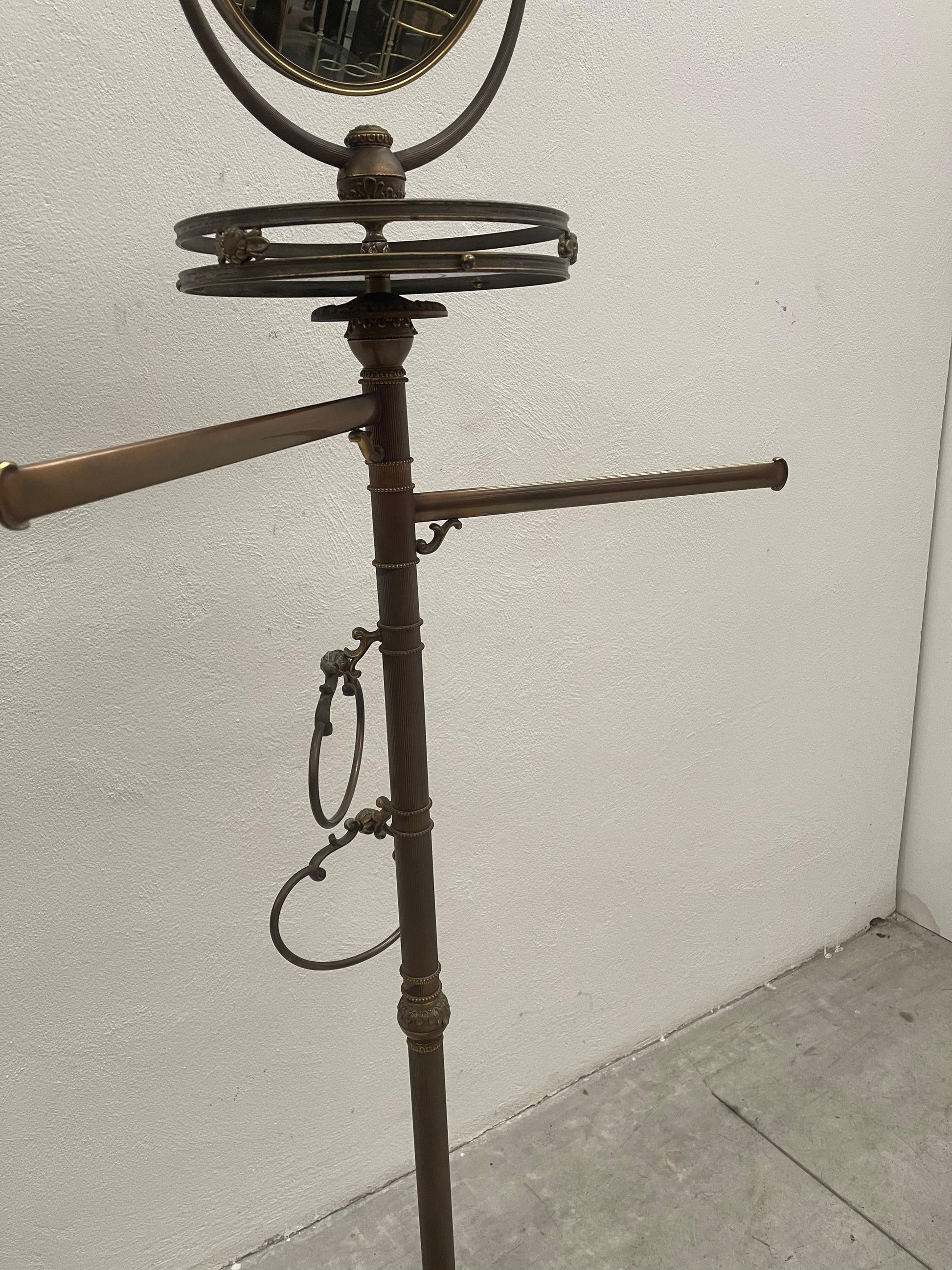 Oggetti con specchio vintage 1950