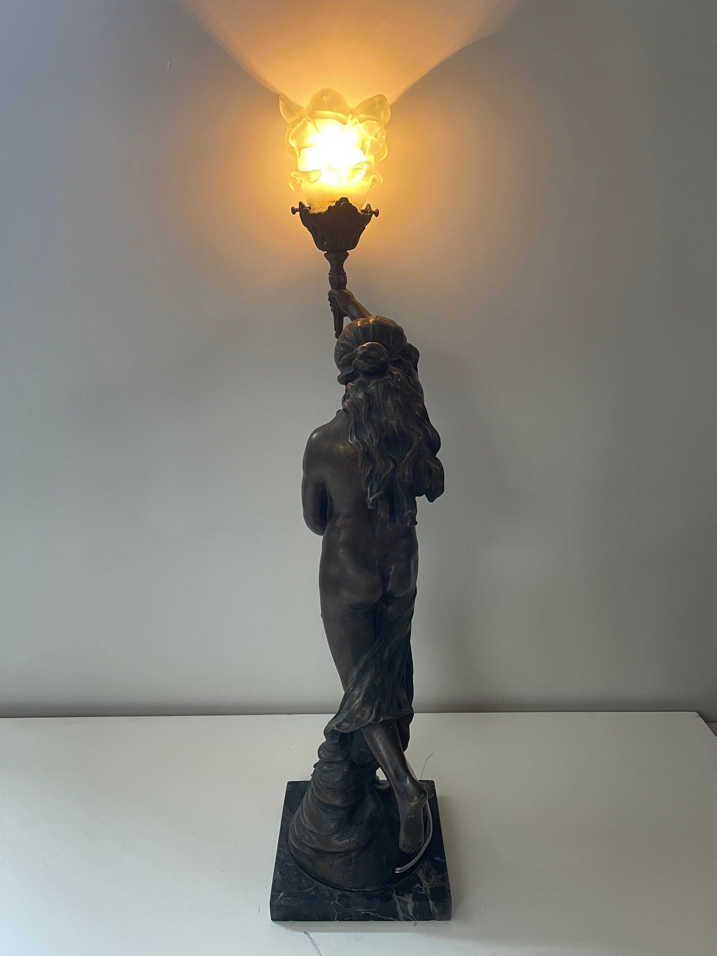 Bellisima Lampade statue donna bronzo anni 70