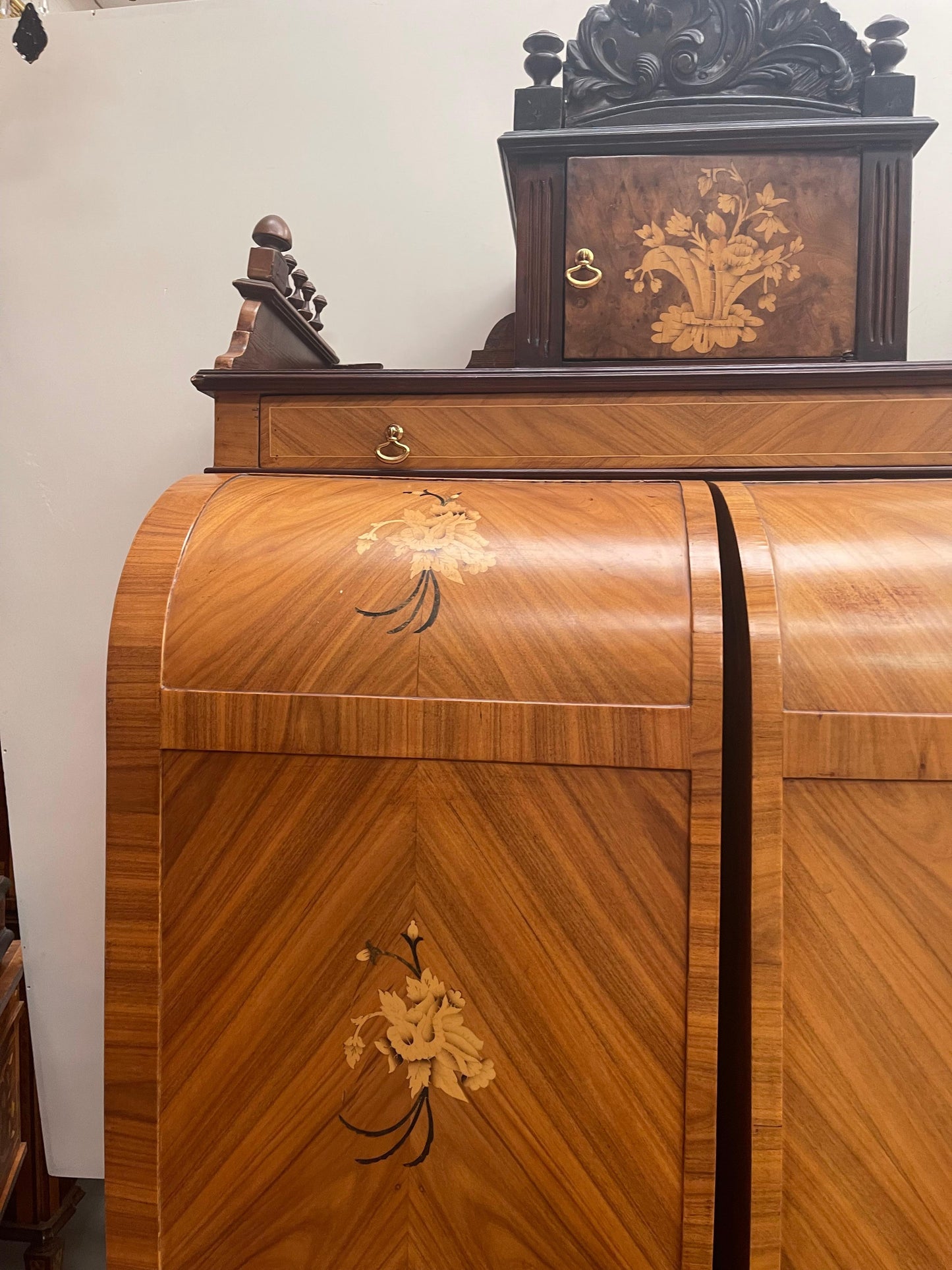 Royal Organizer desk in prestigious fruits. Wood Italian origin 1960