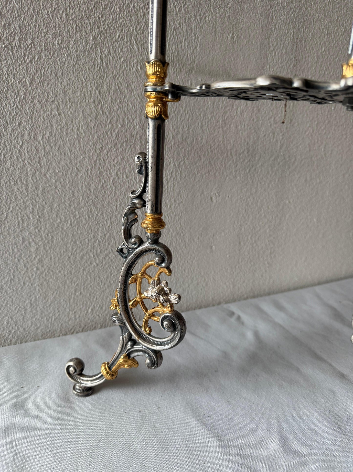 Lussuoso portaoggetti in argento e oro zecchino anni '90