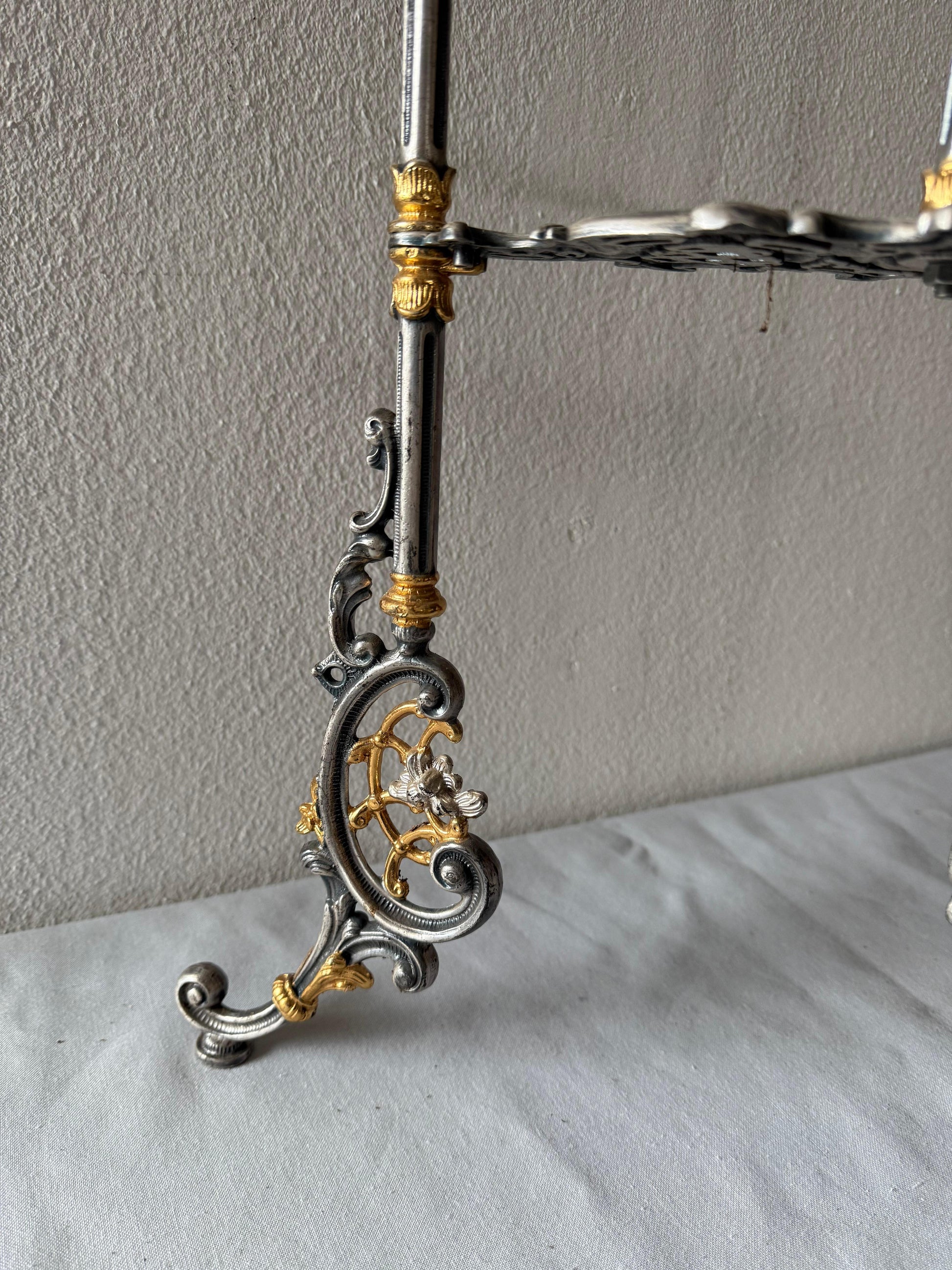 Lussuoso portaoggetti in argento e oro zecchino anni '90