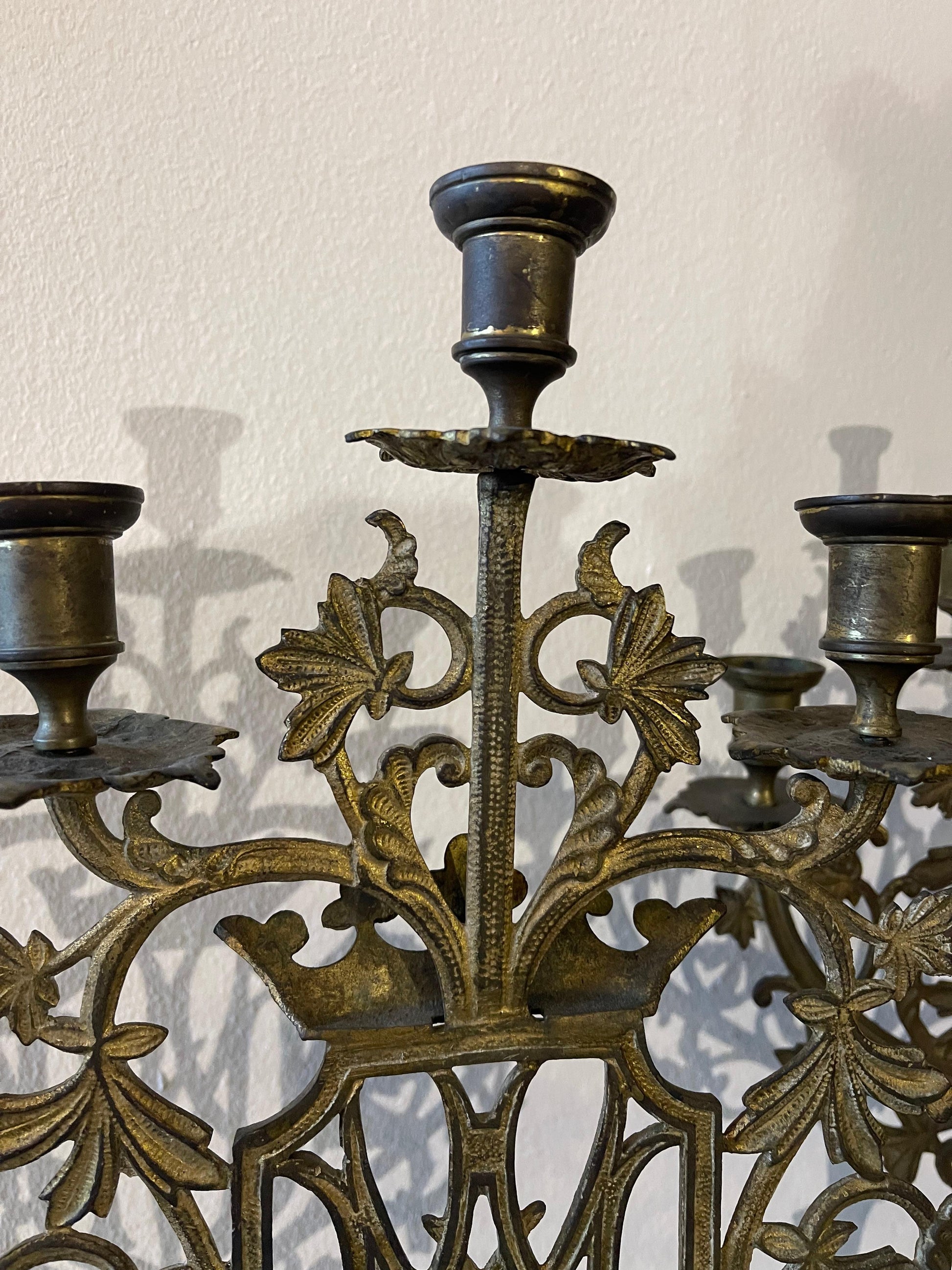 Coppia di Candelabro francese del XIX secolo in stile gotico a 5 luci