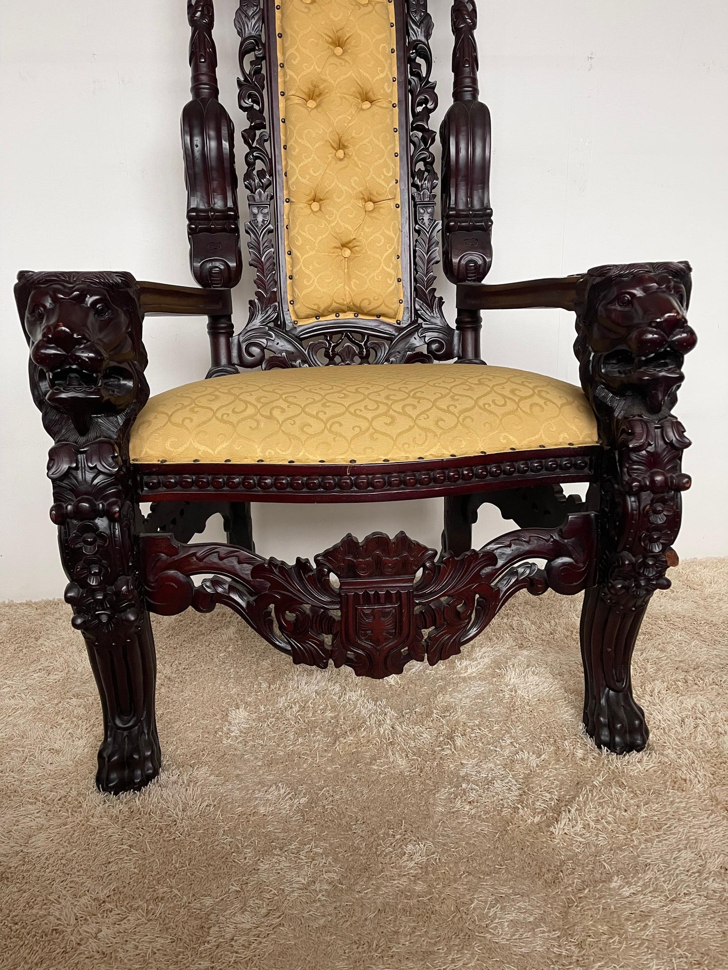 Grande trono lion king italiano stile dark poltrone reale del secolo XX