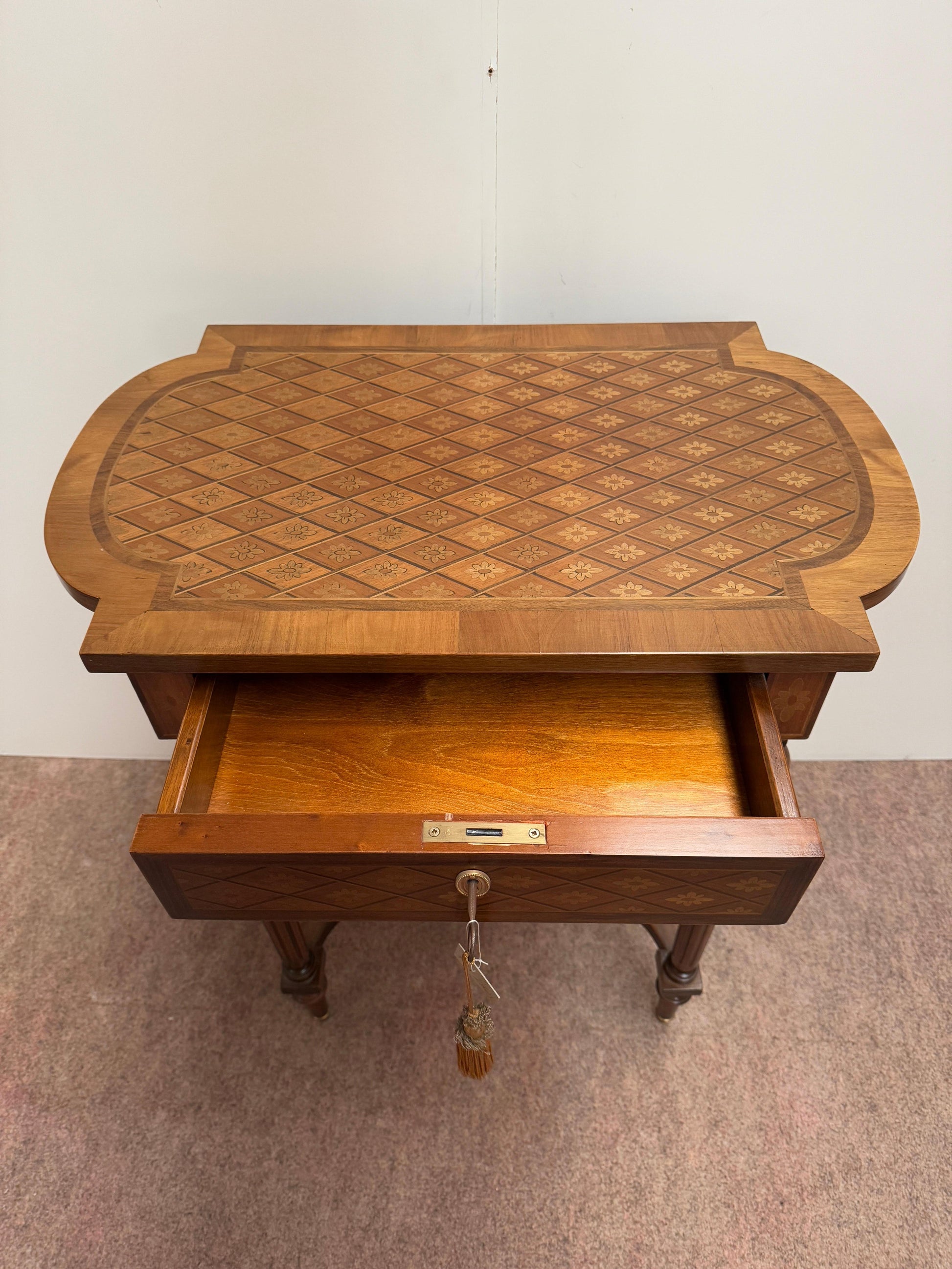 Tavolino intarsiato italiano vintage anni '90