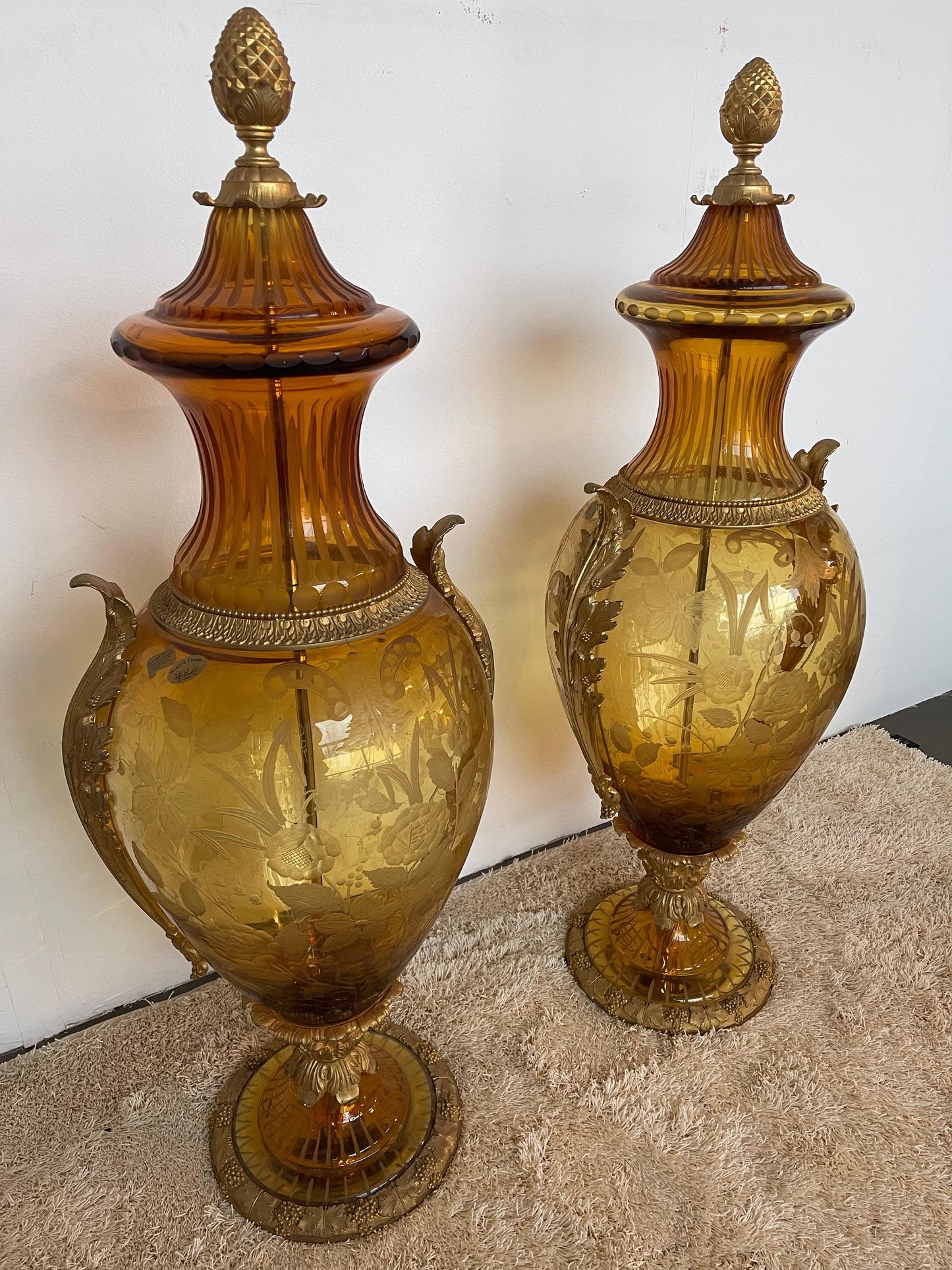 Importante coppia di anfore in bronzo e cristallo di lusso in oro 24klt di DR