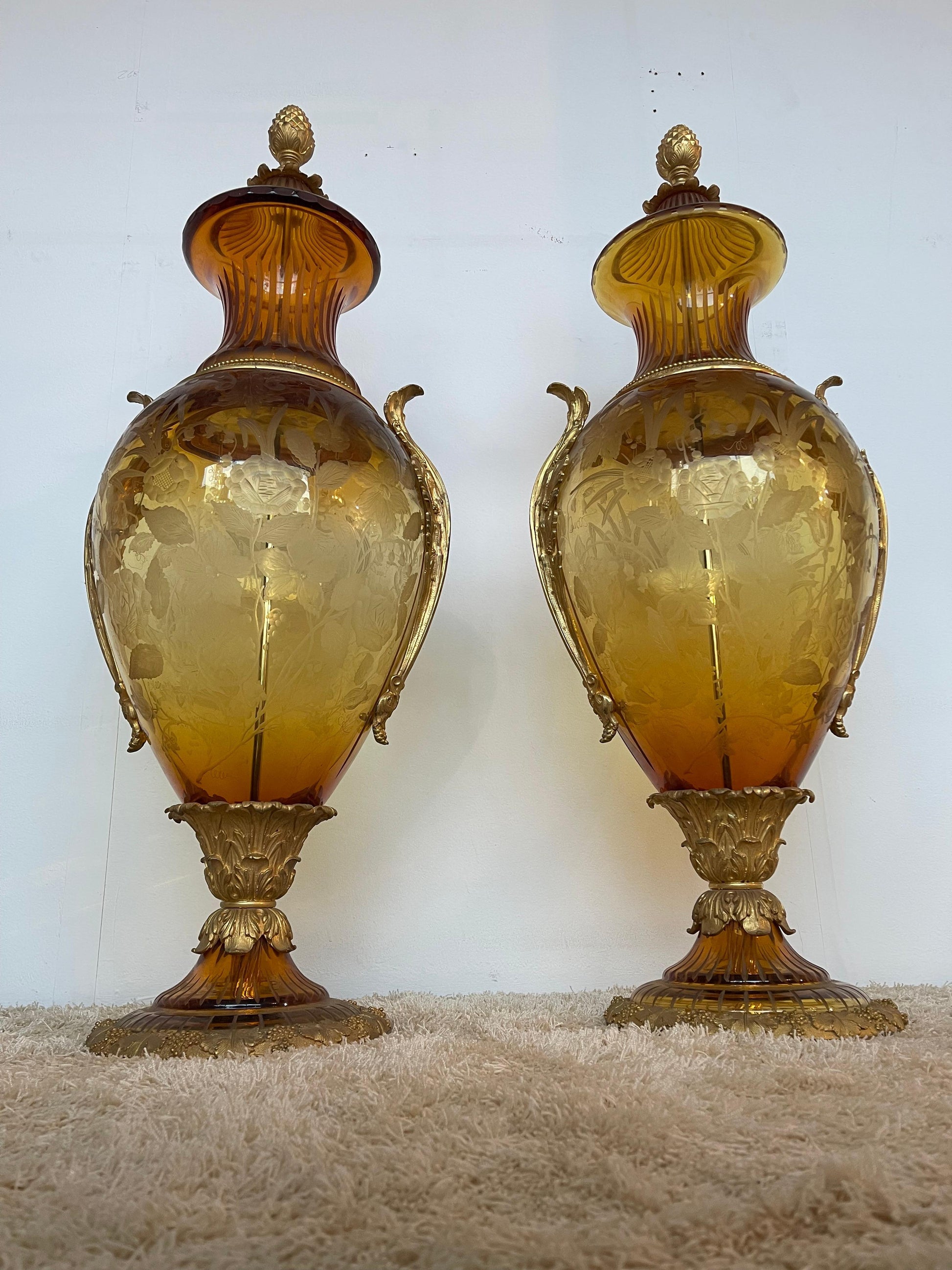 Importante coppia di anfore in bronzo e cristallo di lusso in oro 24klt di DR