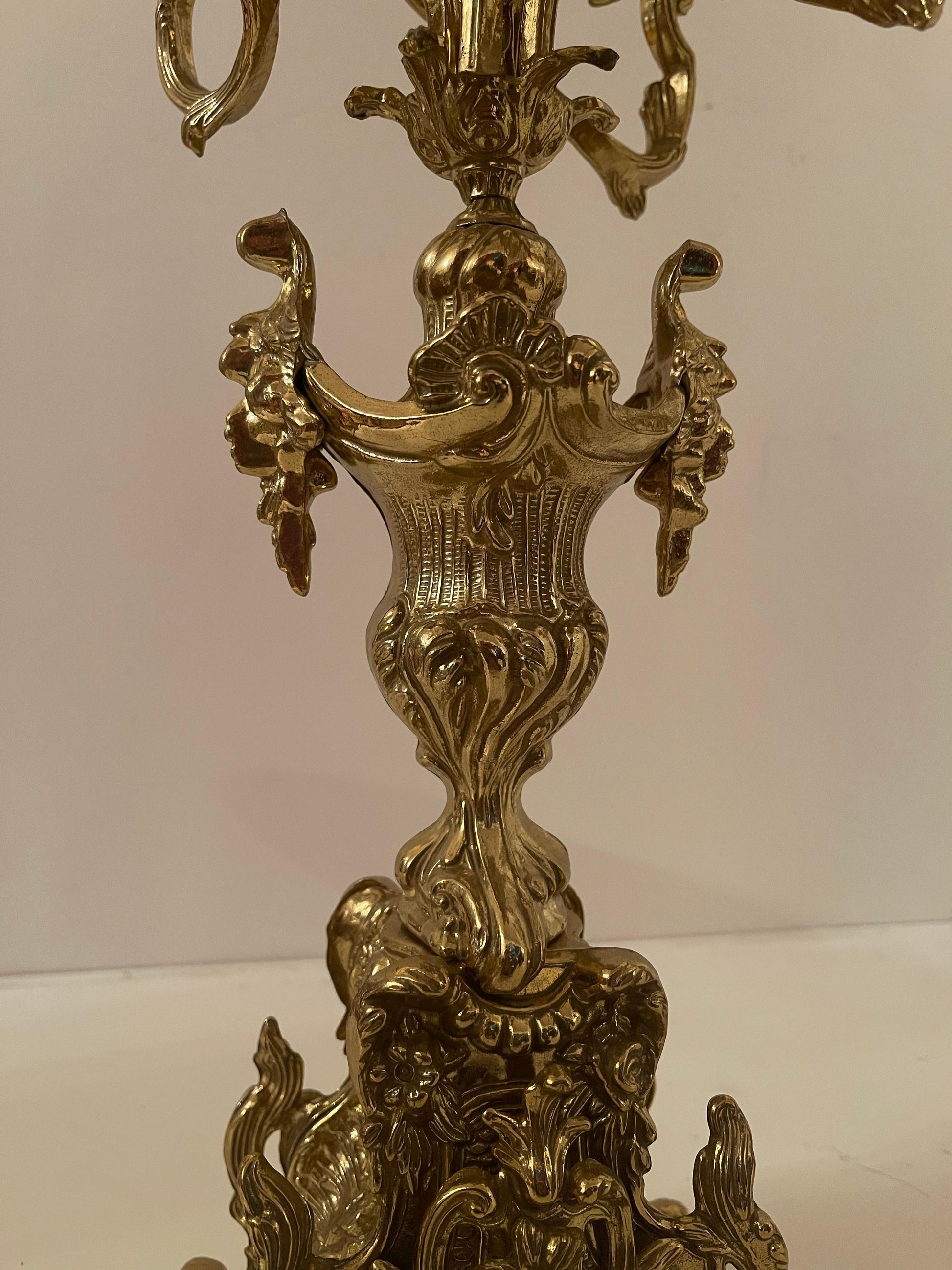 Coppia di candelabri in bronzo dorato stile Napoleone III XX secolo