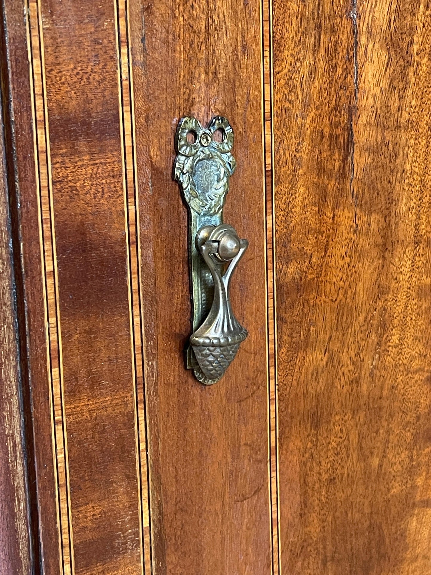 Coppia di comodini italiani in stile impero, anni '50