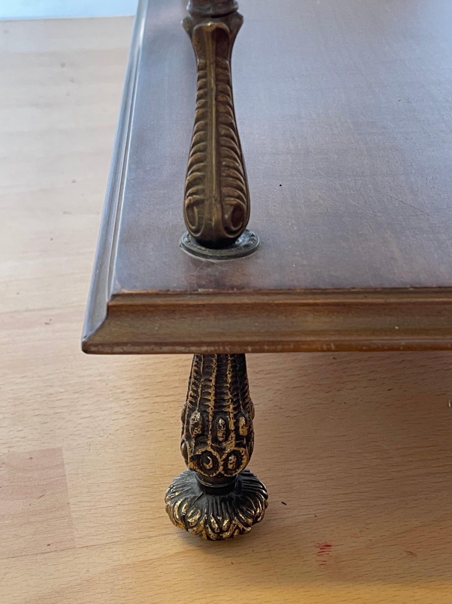 Elegante Libreria italiana con 3 Ripiani in Legno e Dettagli in Bronzo, anni '80