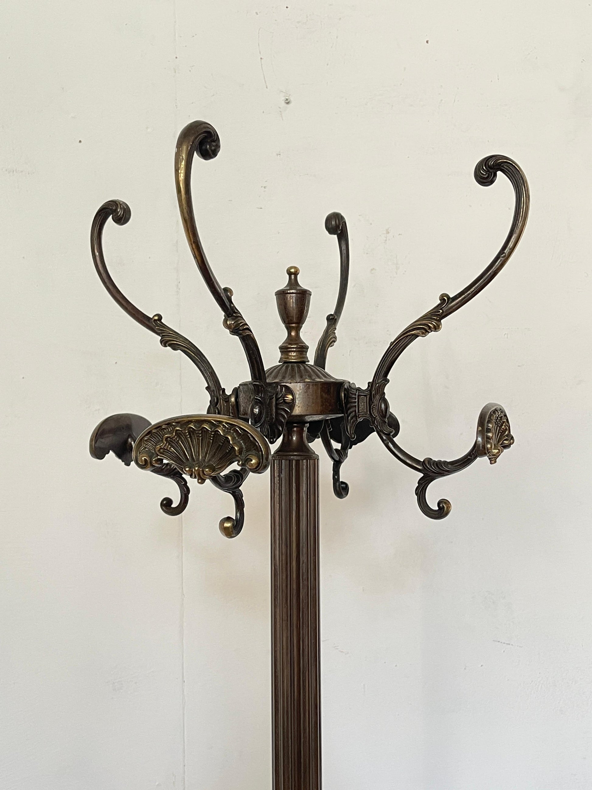 Appendiabiti italiano in Bronzo Forgiato con Dettagli Eleganti, anni '70