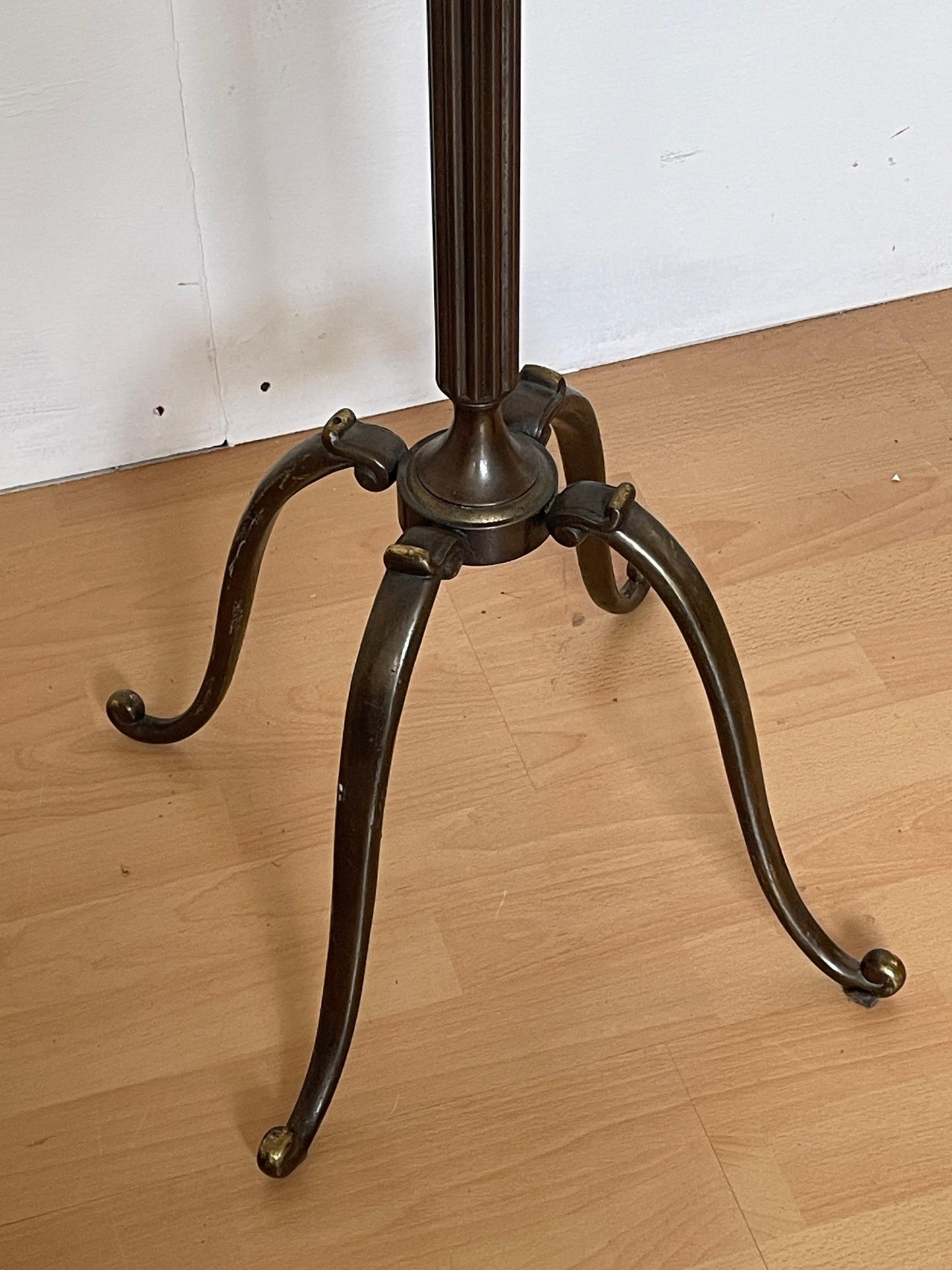 Appendiabiti italiano in Bronzo Forgiato con Dettagli Eleganti, anni '70