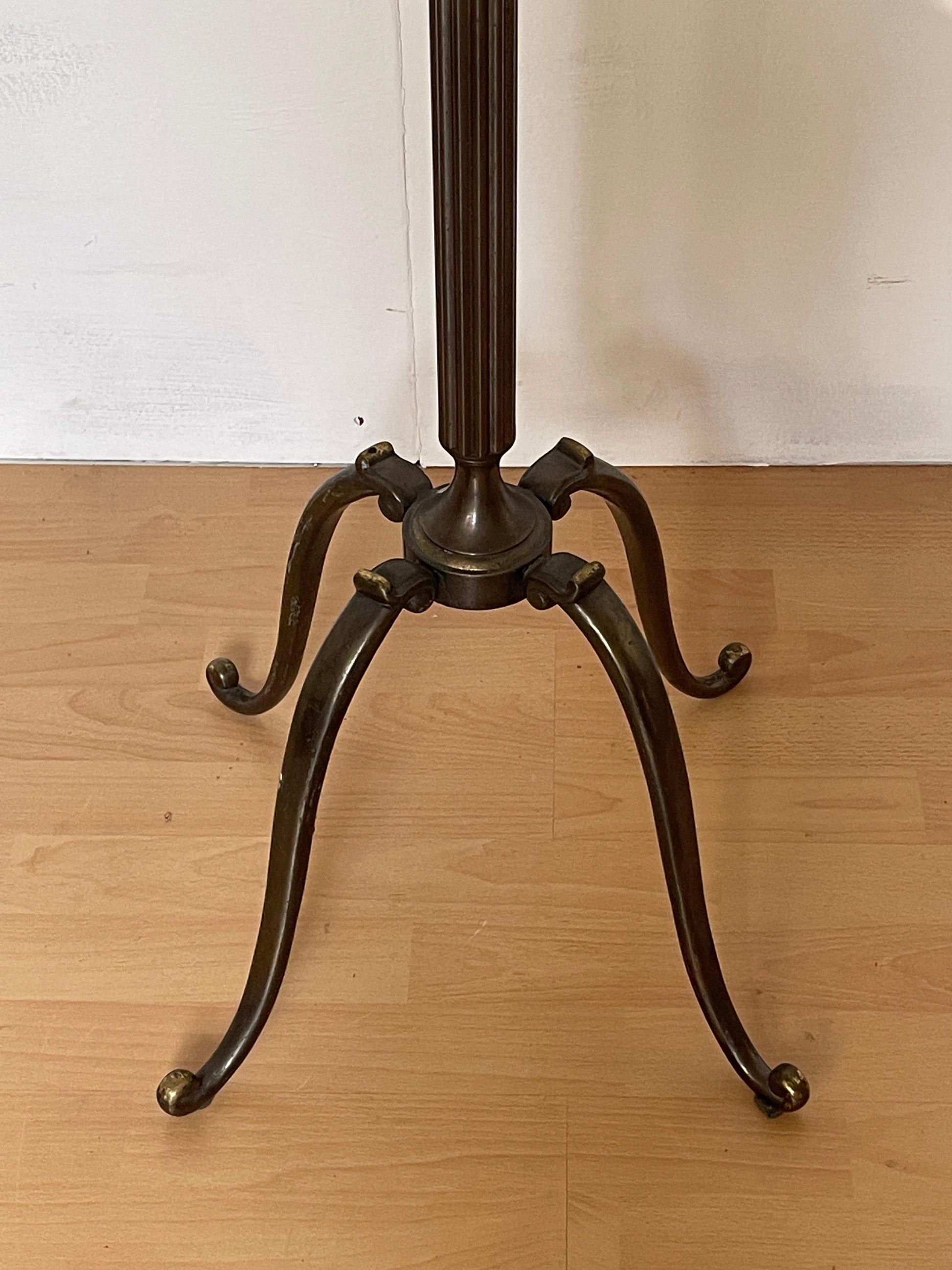 Appendiabiti italiano in Bronzo Forgiato con Dettagli Eleganti, anni '70