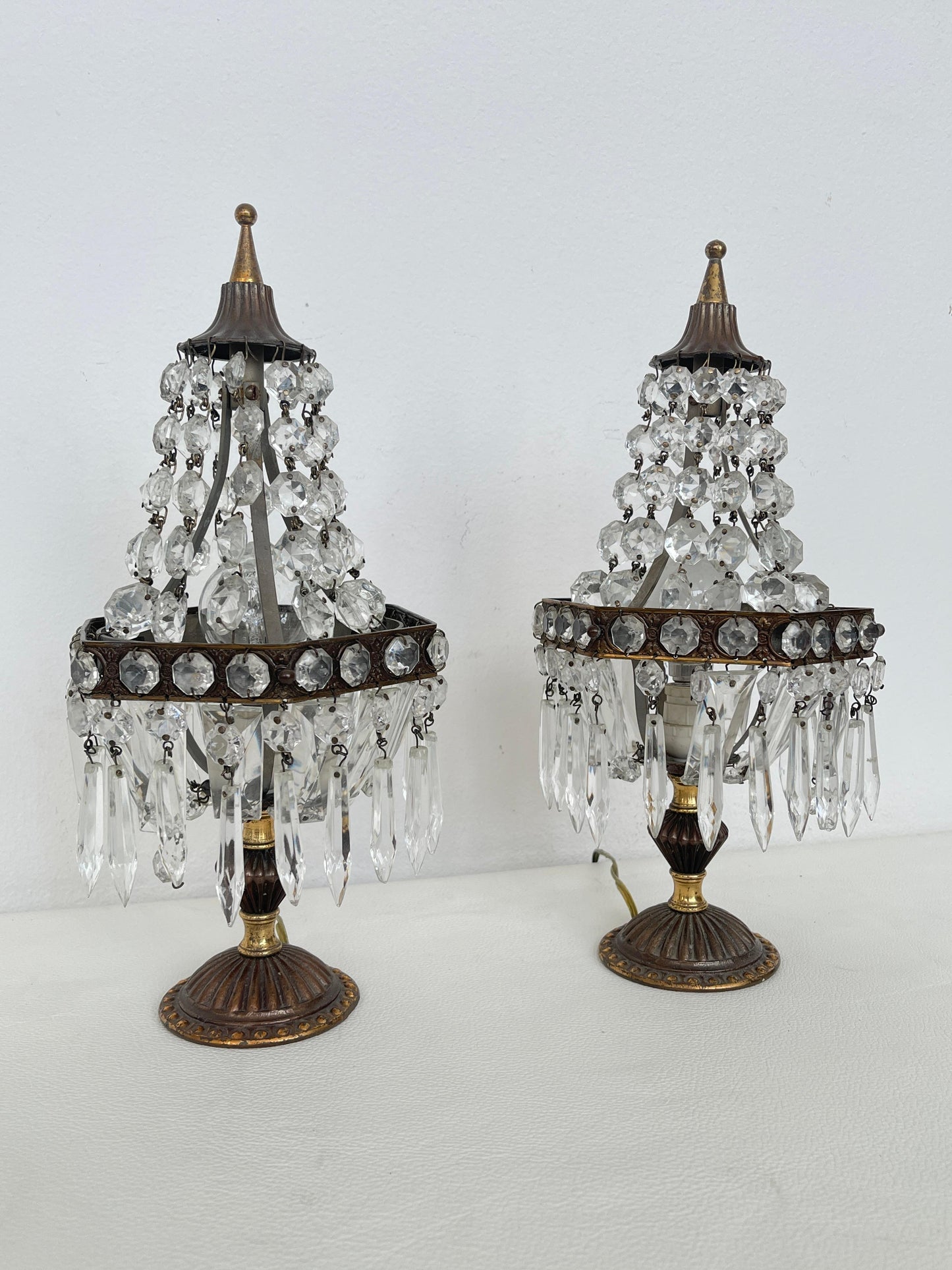 Coppia di Lampade in Stile Classico con Cristalli - Eleganza e Raffinatezza