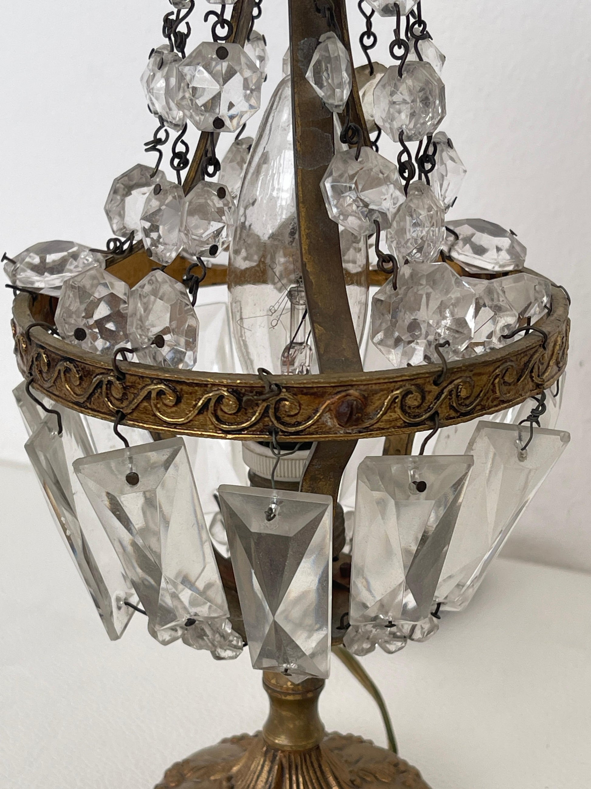 Coppia di Lampade Vintage con Cristalli - Eleganza Dorata