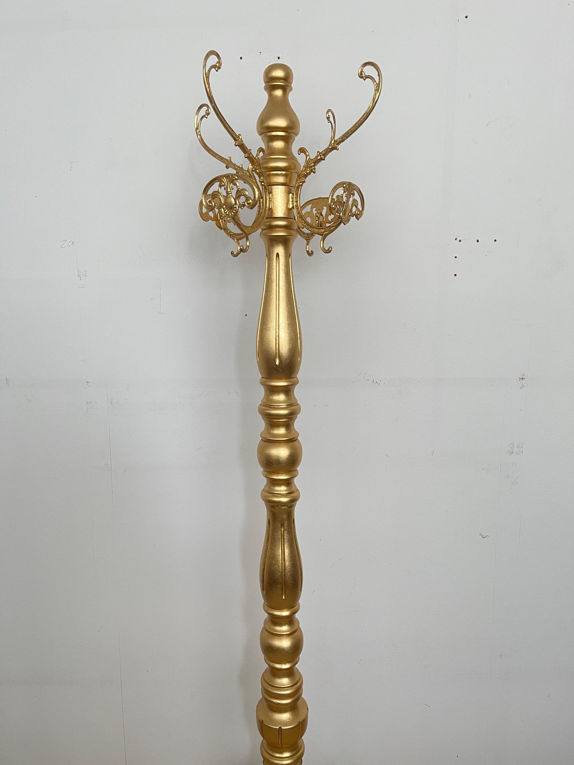 Appendiabiti da Terra Barocco Dorato "Regal Elegance"