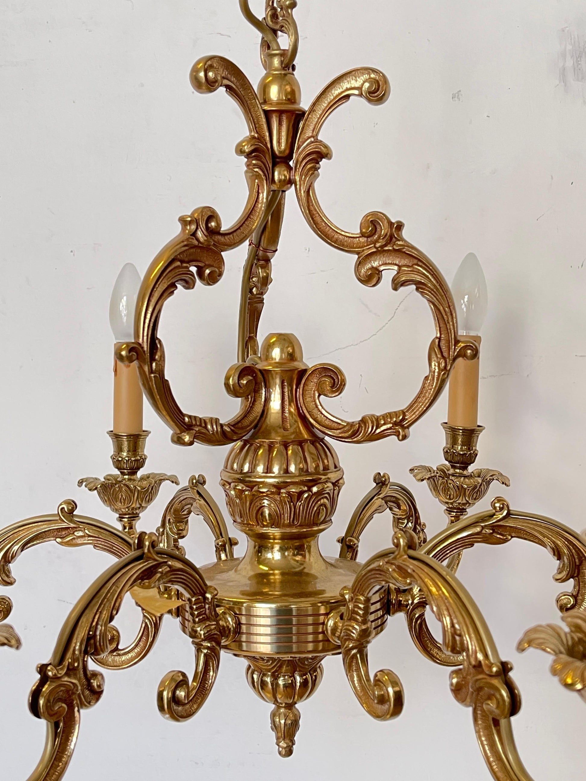Lampadario Chandelier in Bronzo Dorato a Sei Luci, Versailles - Eleganza Dorata